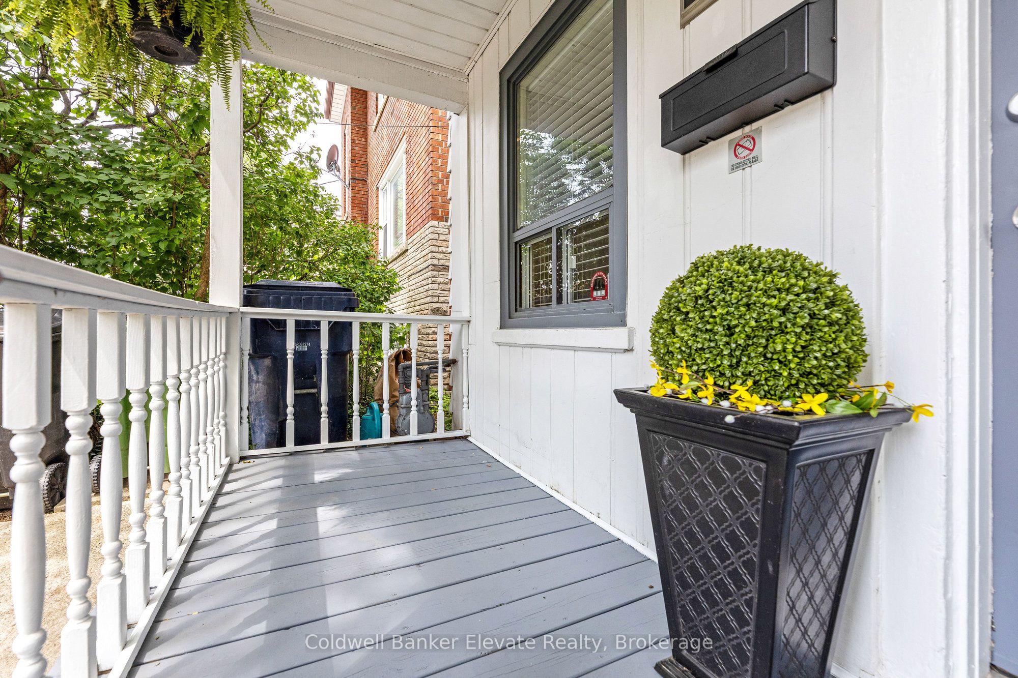 460 St John's Road Property Photo 5