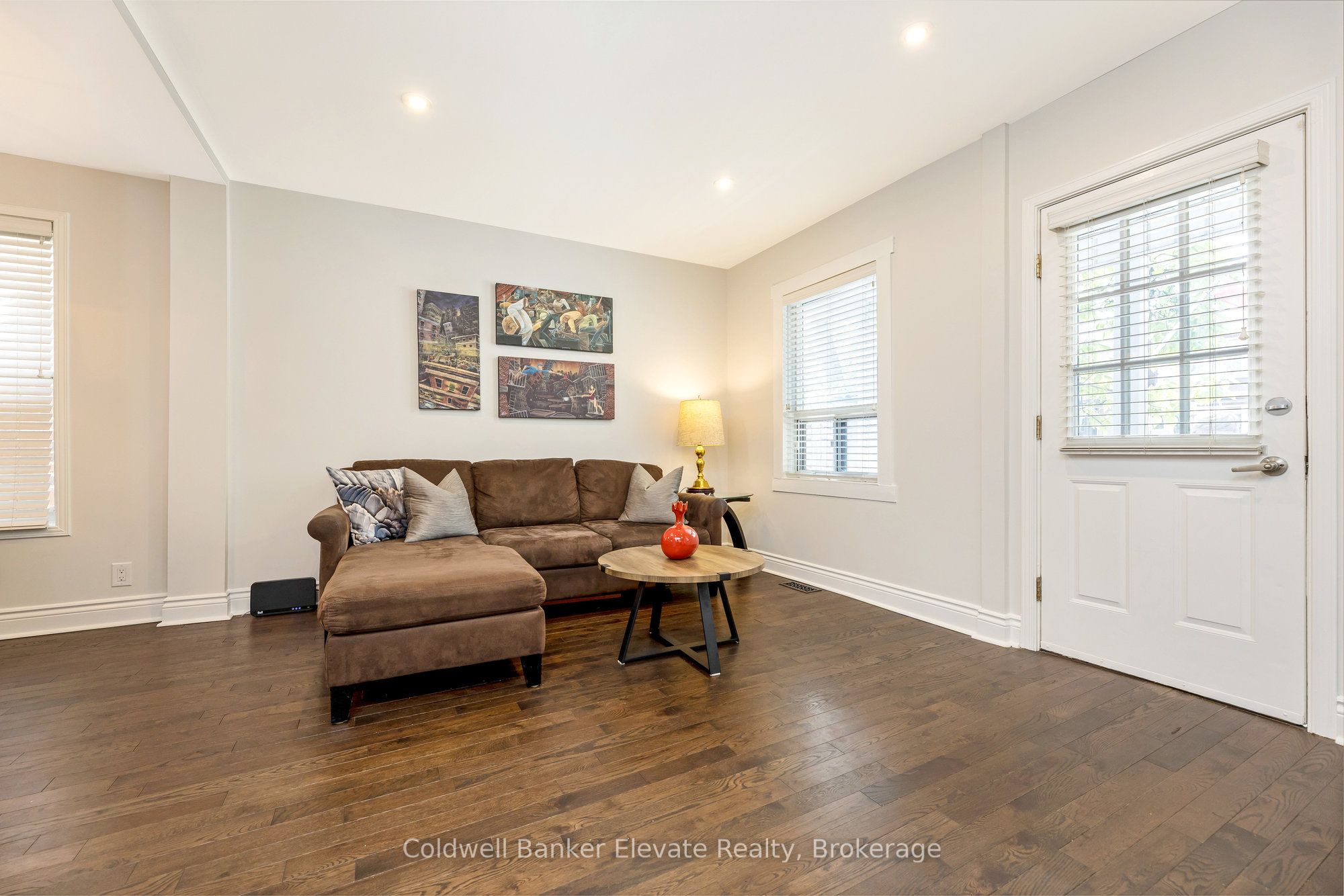 460 St John's Road Property Photo 8