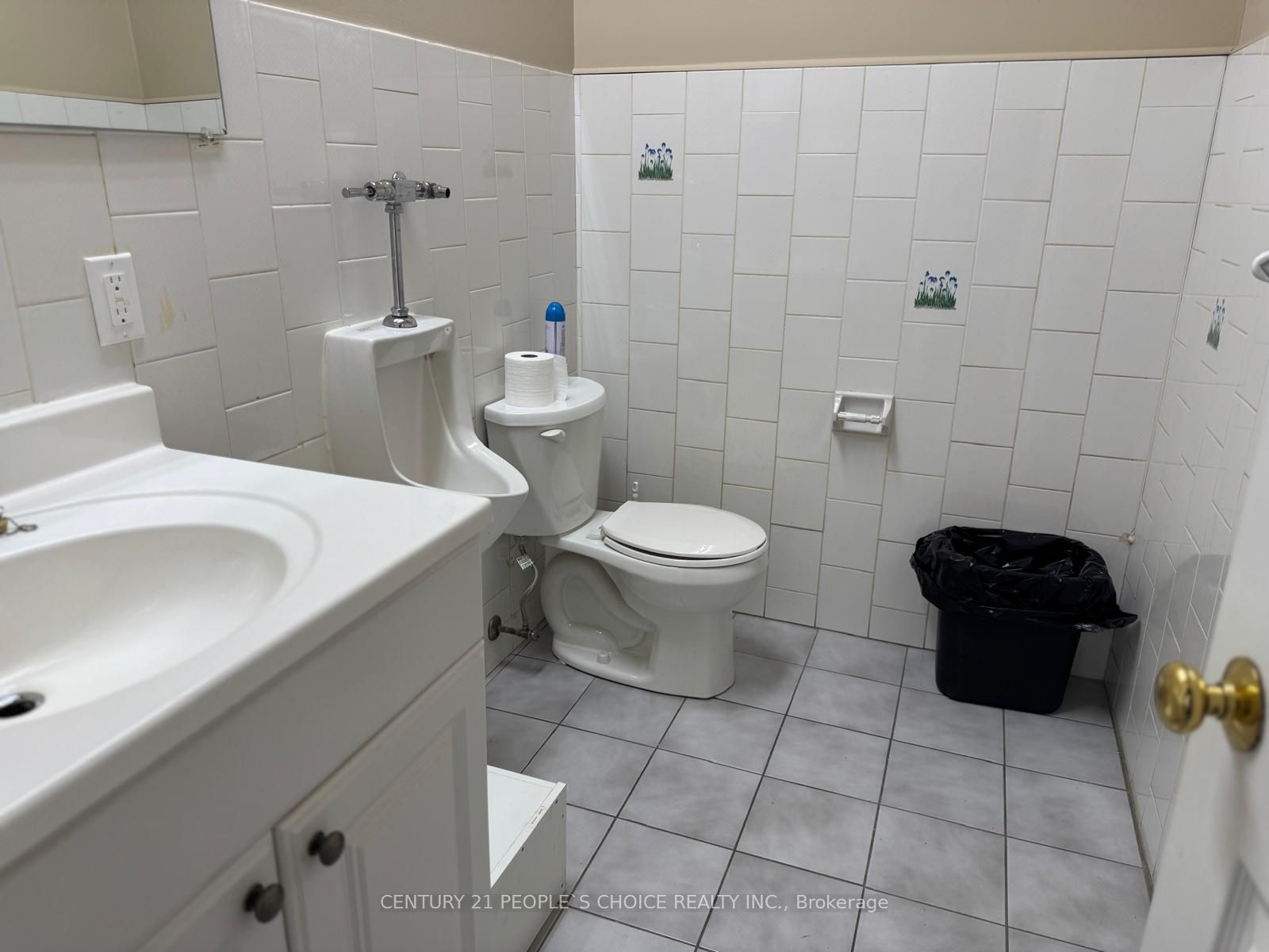 #21 - 4801 Steeles Avenue Property Photo 33