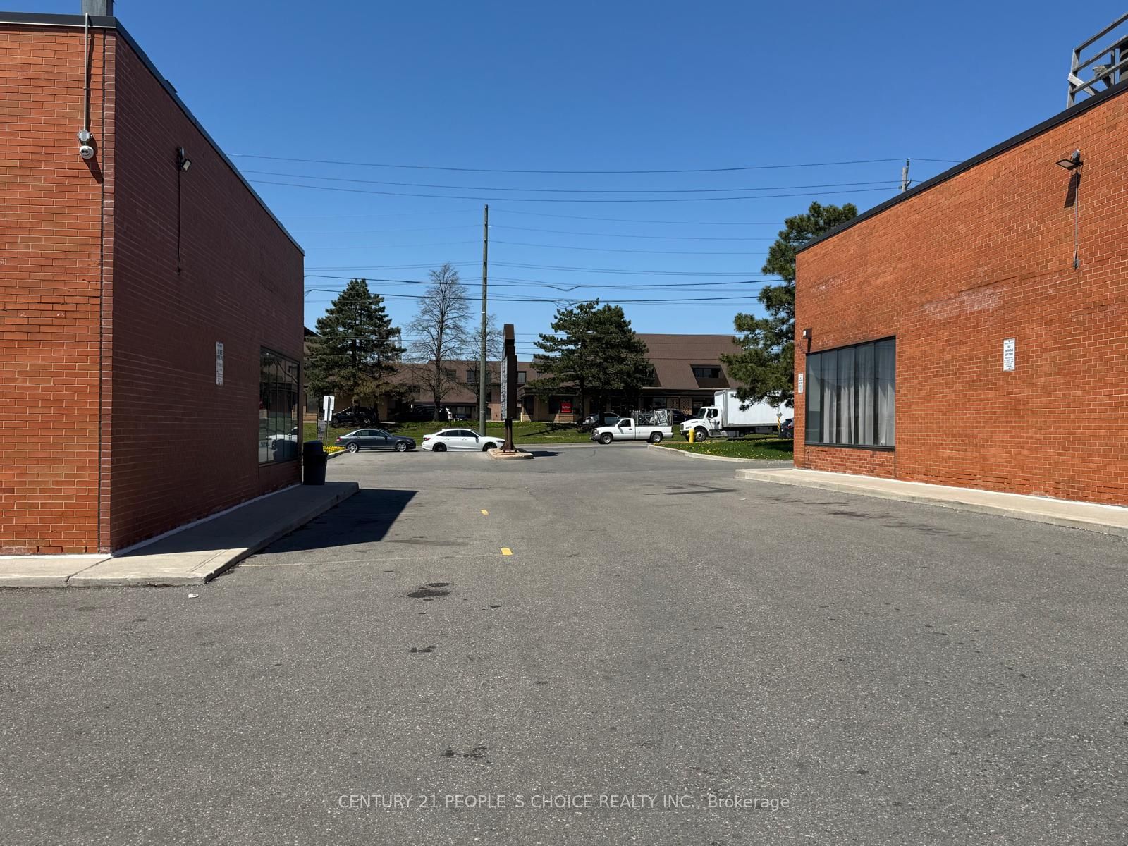 #21 - 4801 Steeles Avenue Property Photo 44