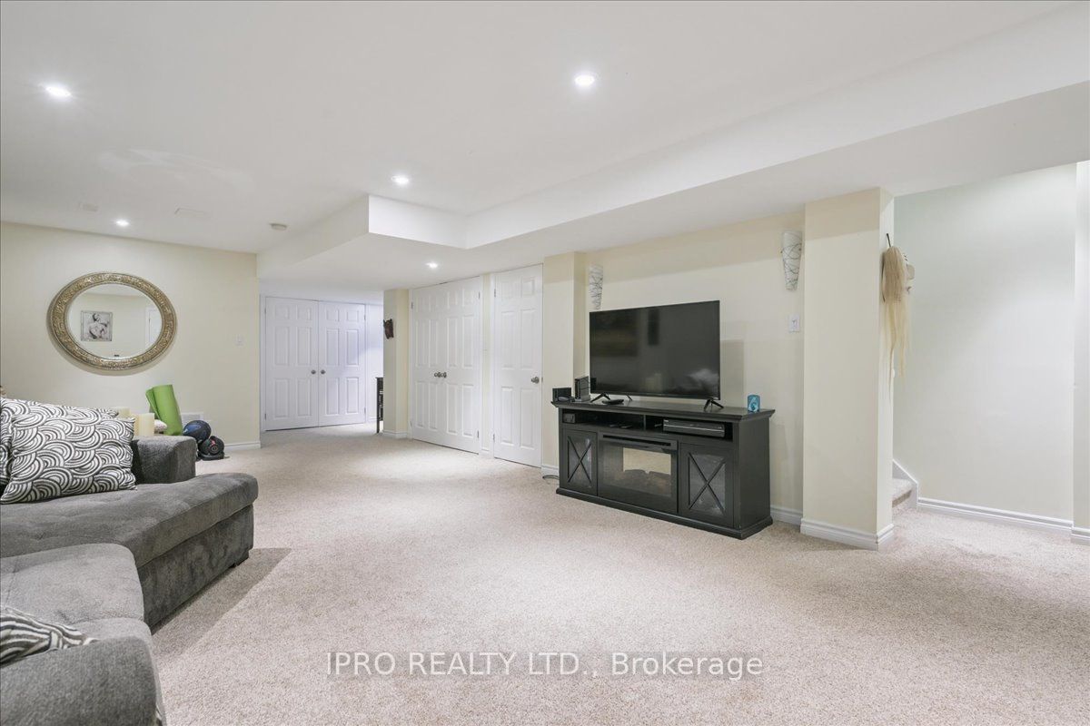 2339 Vanessa Drive Property Photo 33