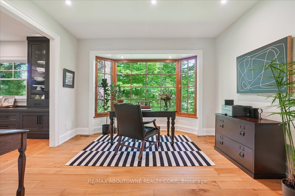 5031 Lakeshore Road Property Photo 19