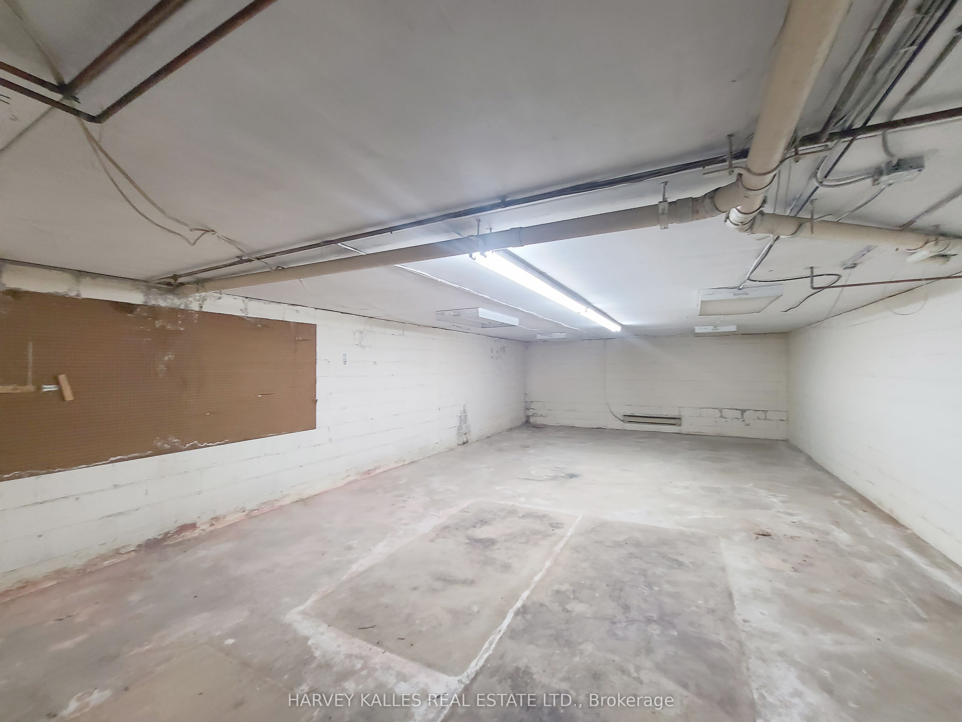 3819 Lake Shore Boulevard W Retail Property Photo 12