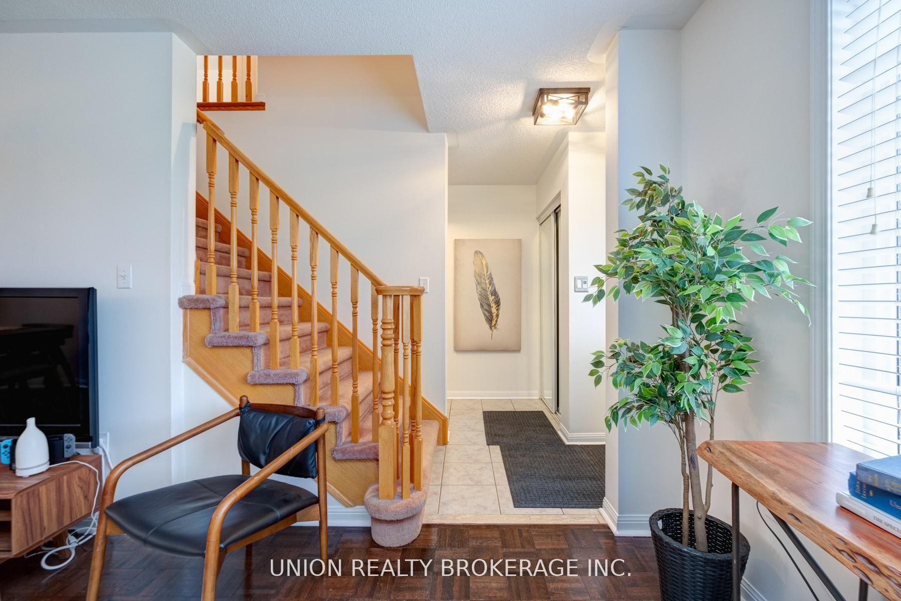 84 Worthington Avenue Property Photo 3