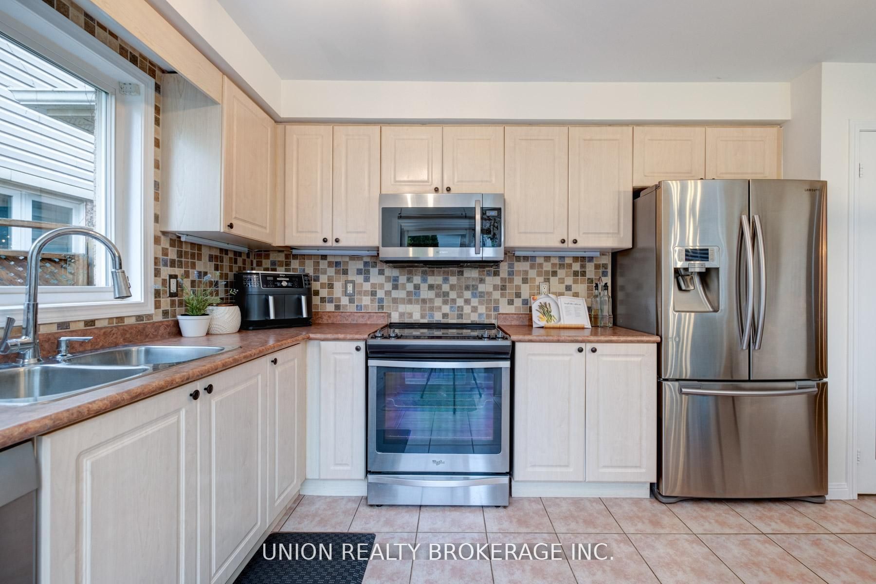 84 Worthington Avenue Property Photo 12