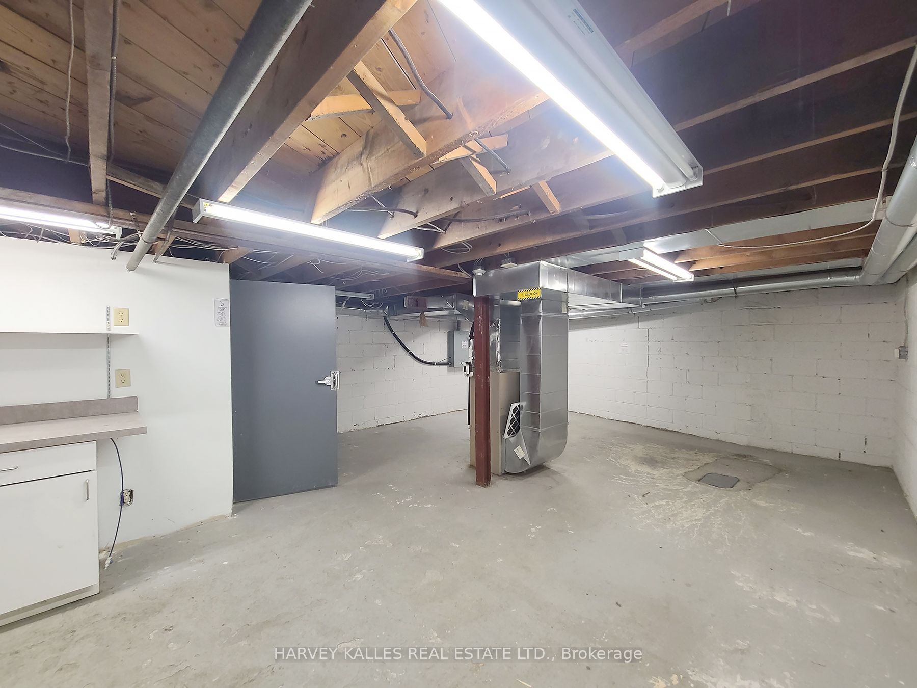 3813 Lake Shore Boulevard W Retail Property Photo 14