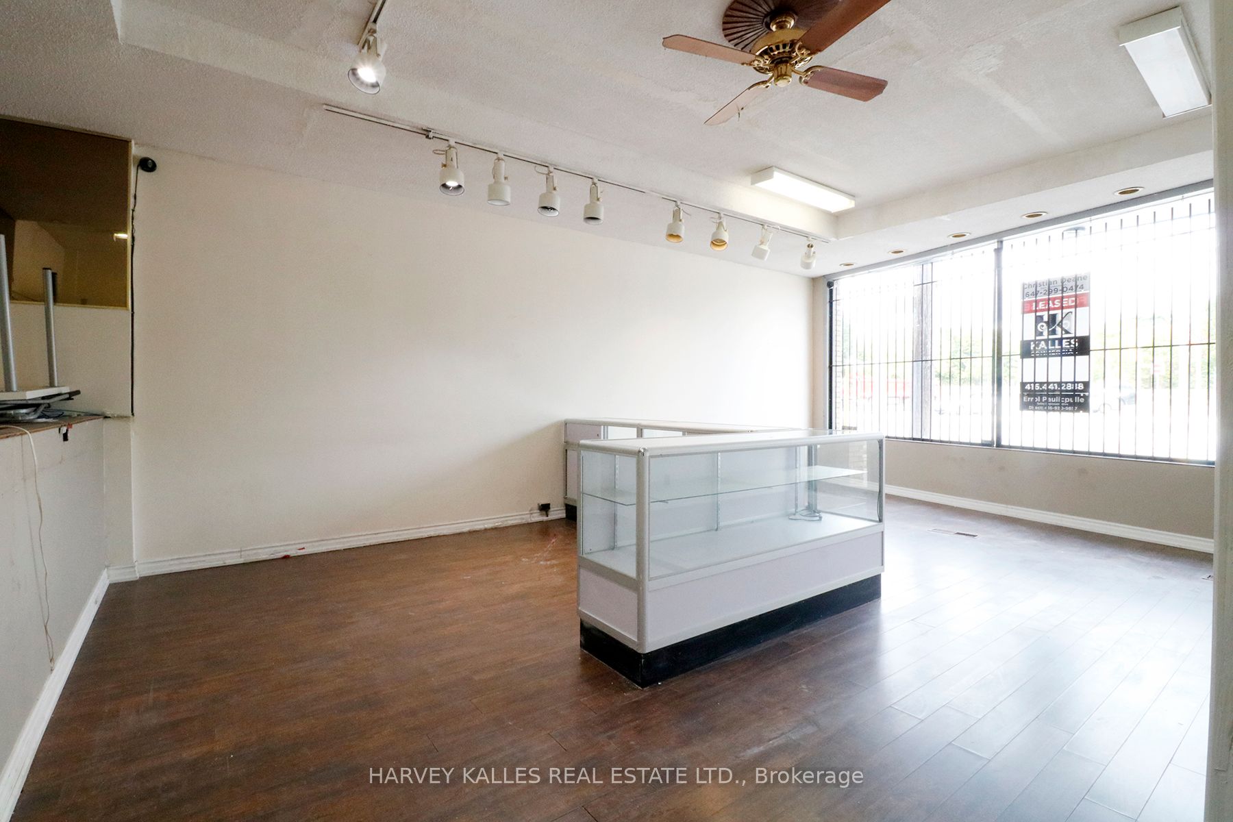 3811 Lake Shore Boulevard W Property Photo 7