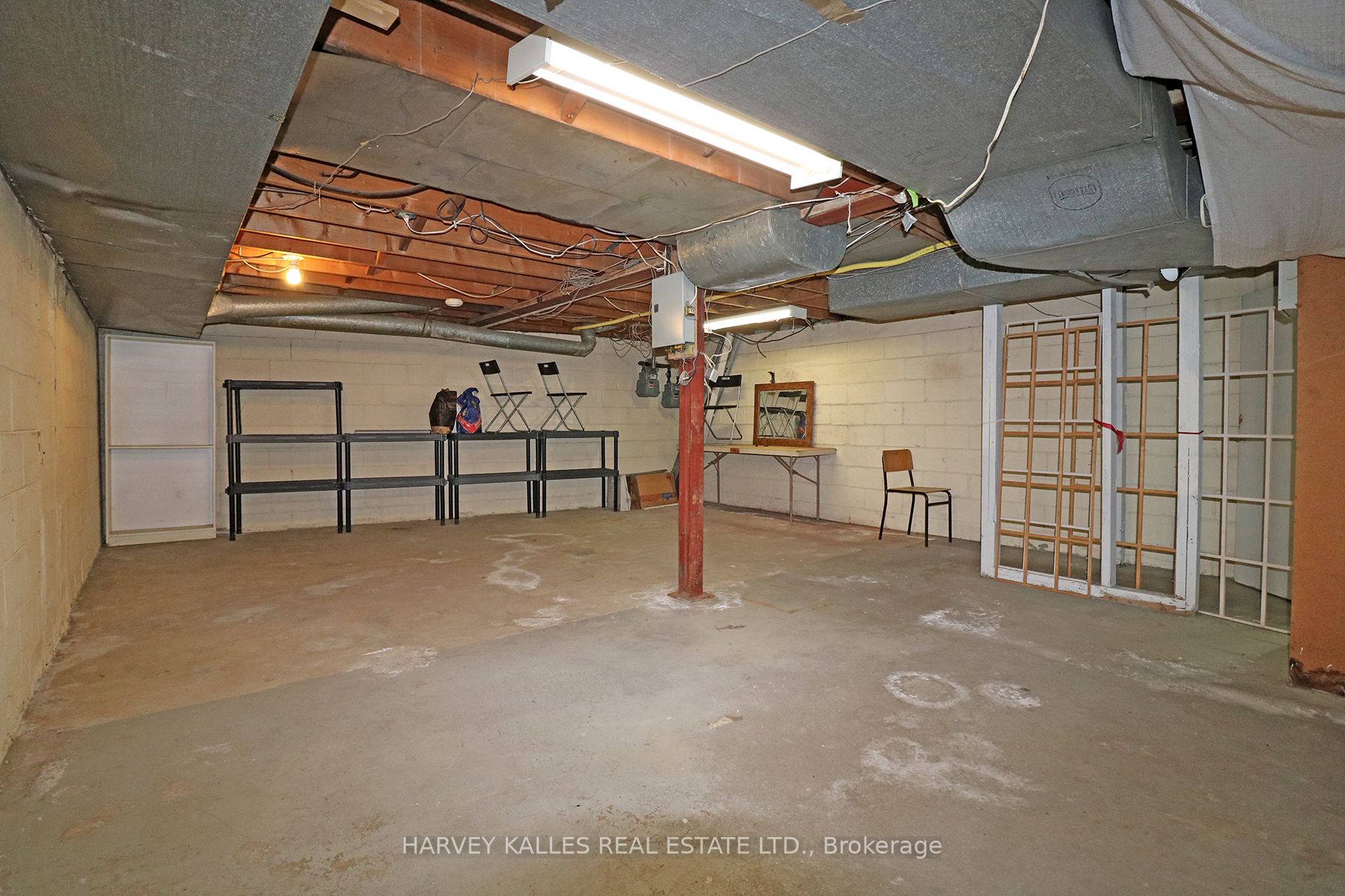 3811 Lake Shore Boulevard W Property Photo 11