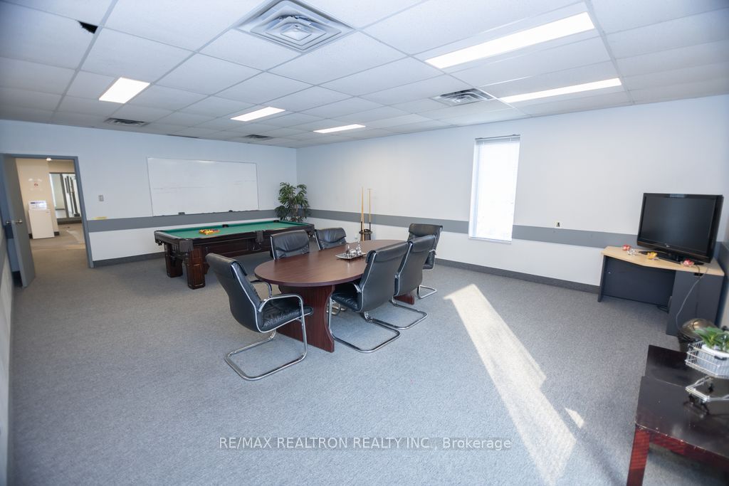 5920 N Atlantic Drive S Property Photo 13