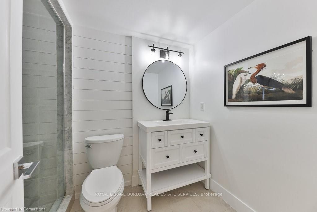 1074 Gabriel Place Lower Property Photo 15