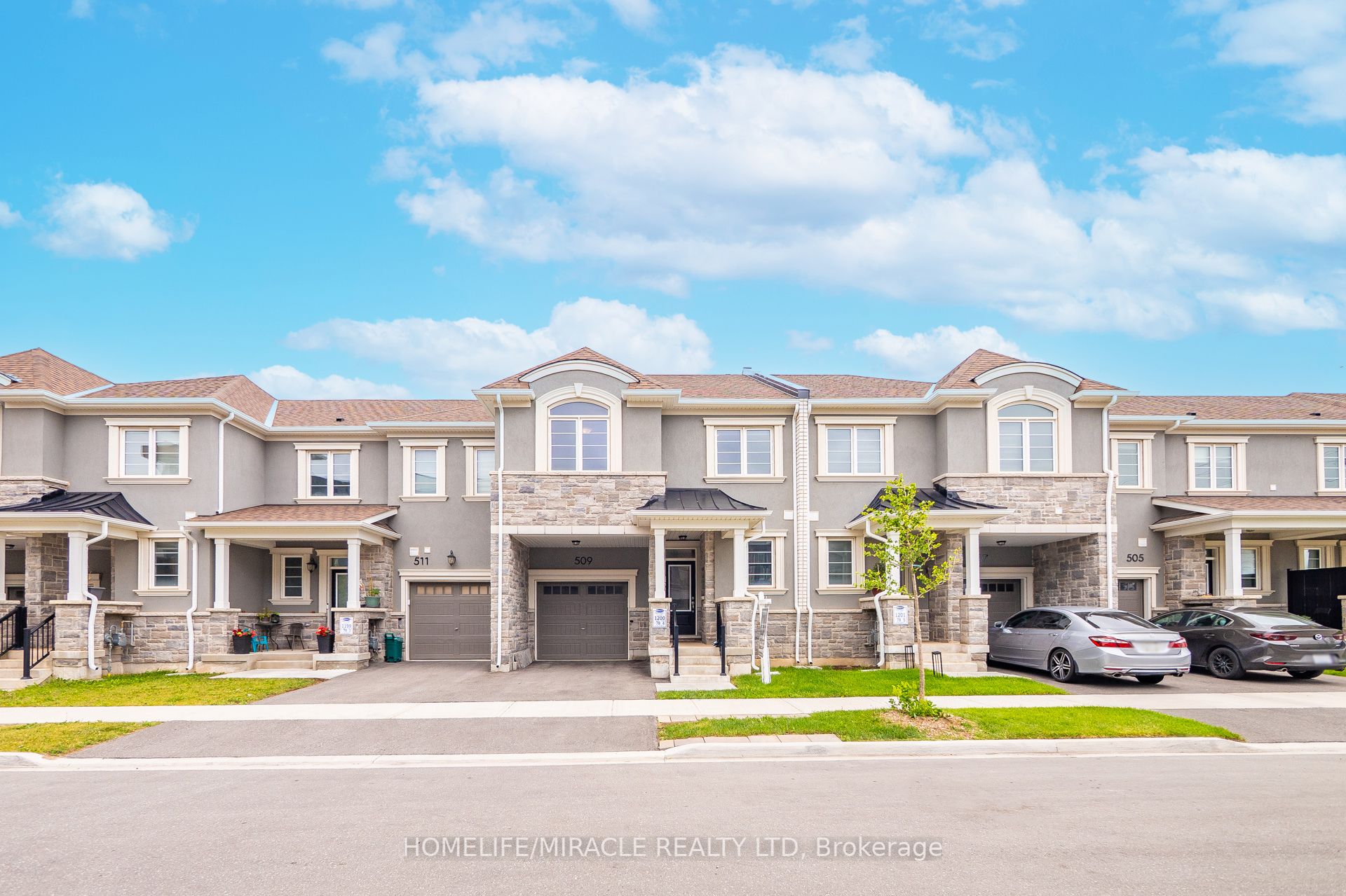509 Bellflower Court Property Photo 1