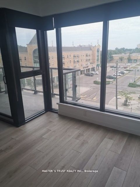 #416 - 7 Smith Crescent Property Photo 7