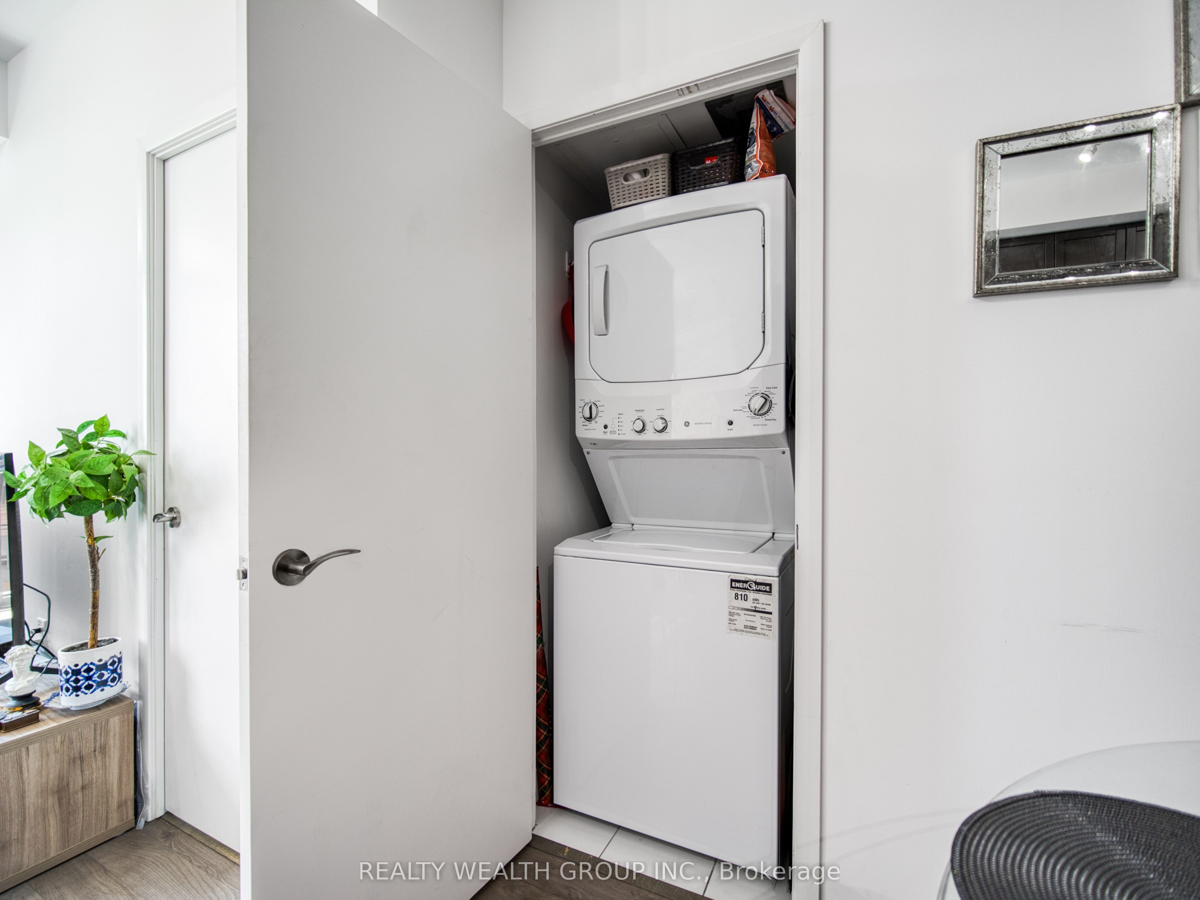 3091 Dufferin Street 610 Property Photo 20