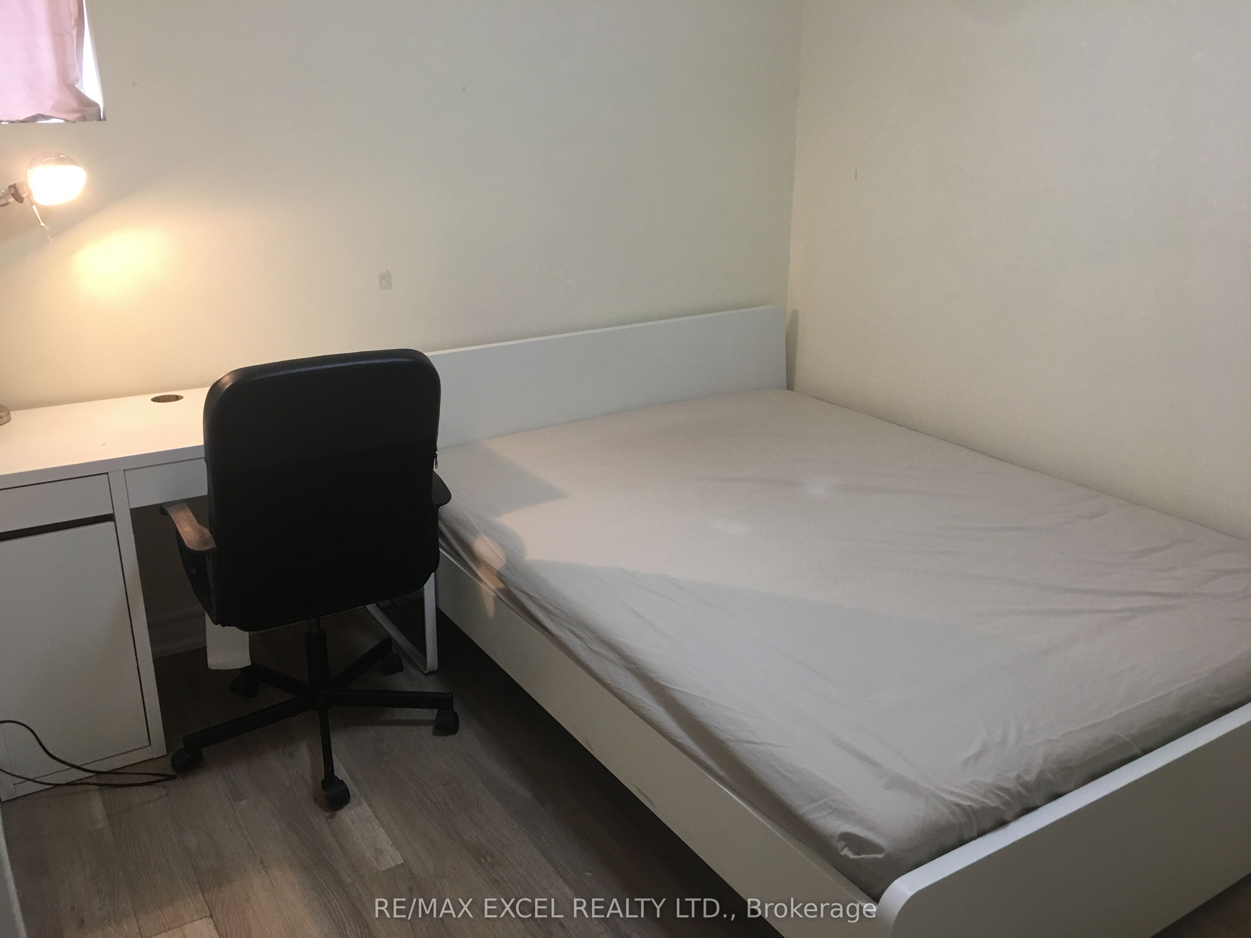 16 Boake Street Property Photo 12