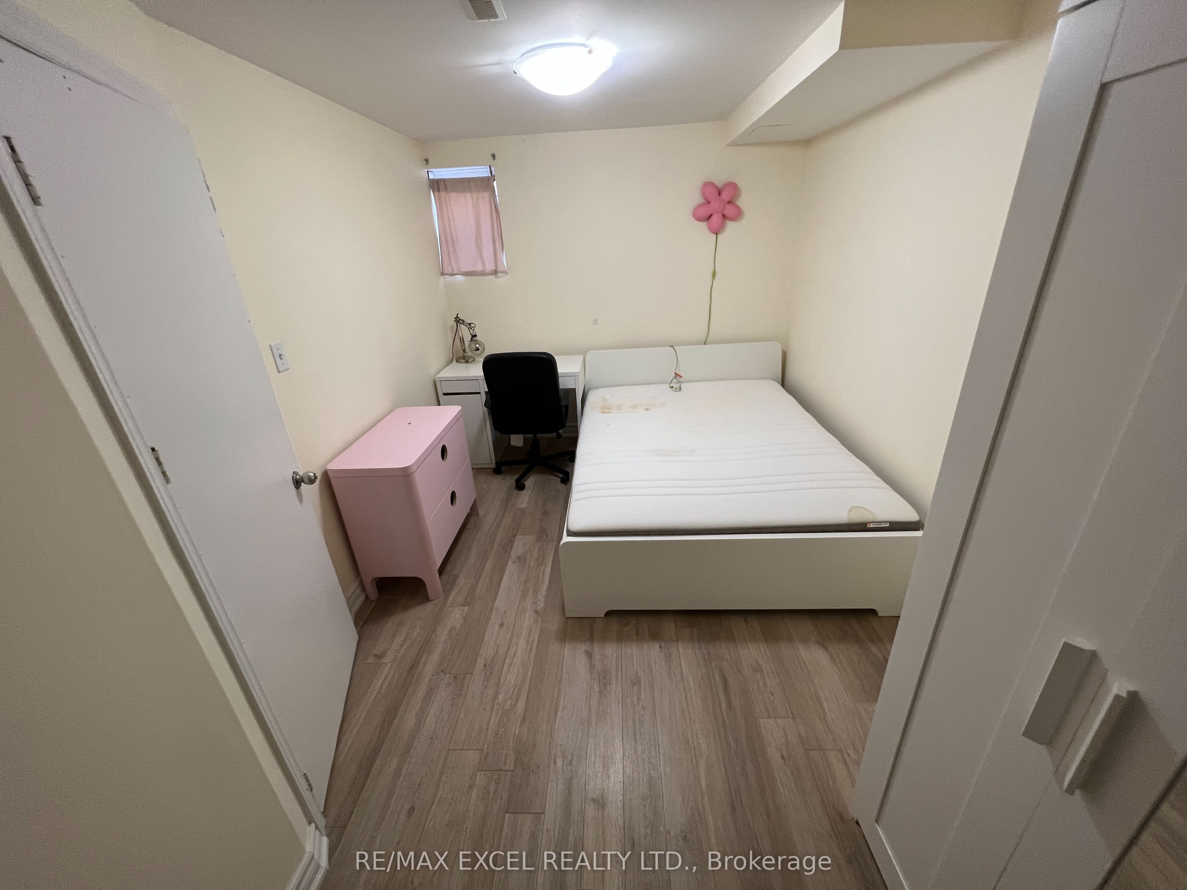 16 Boake Street Property Photo 24