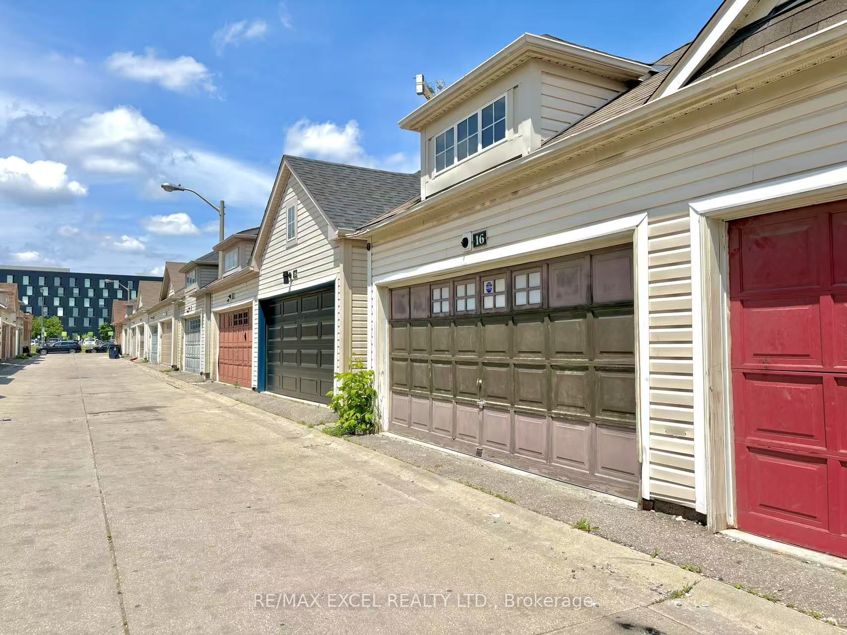 16 Boake Street Property Photo 31