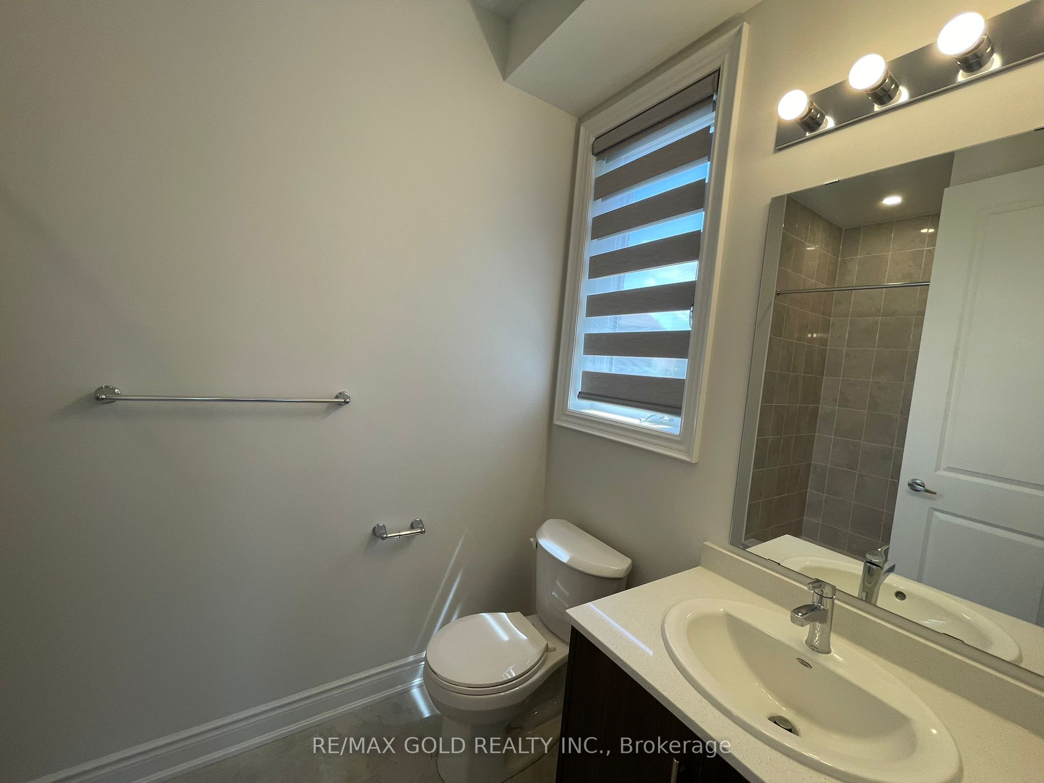 31 Dolomite Drive Property Photo 17