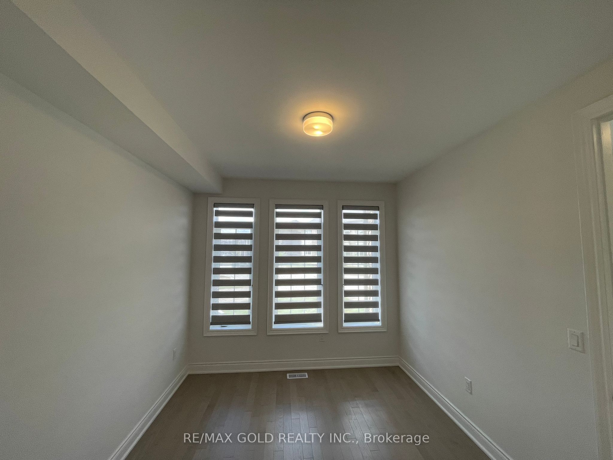 31 Dolomite Drive Property Photo 21
