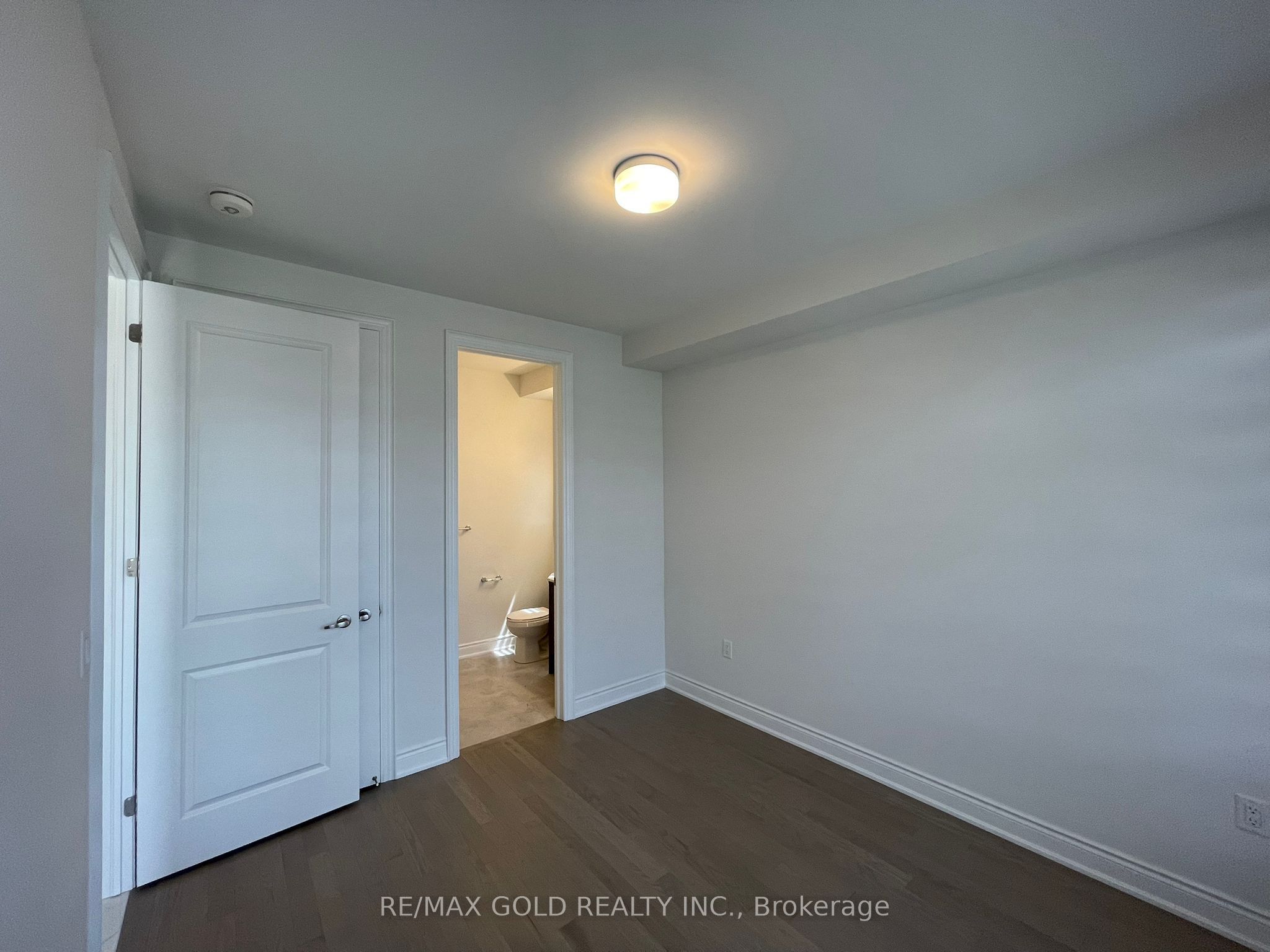 31 Dolomite Drive Property Photo 24