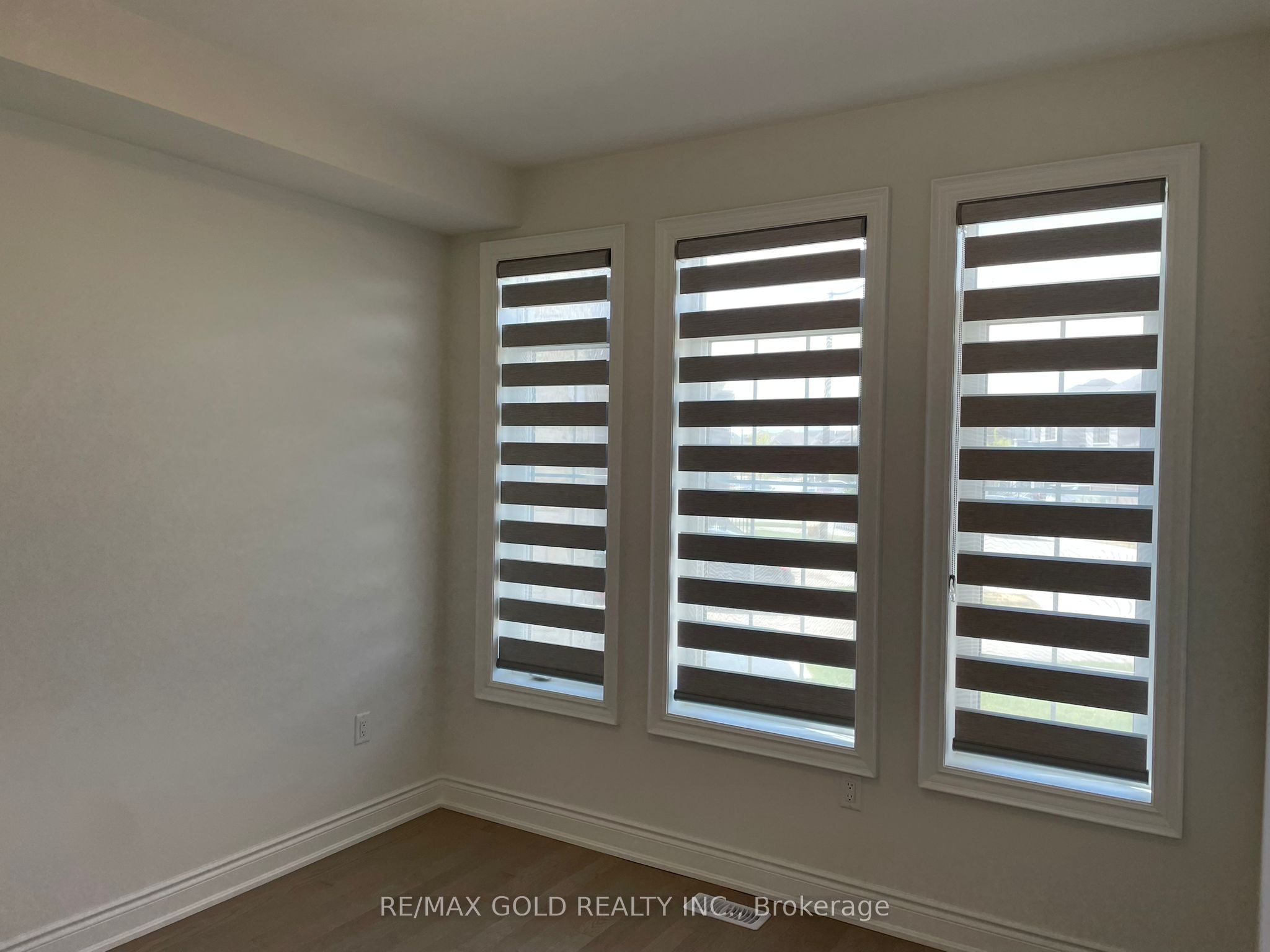 31 Dolomite Drive Property Photo 26