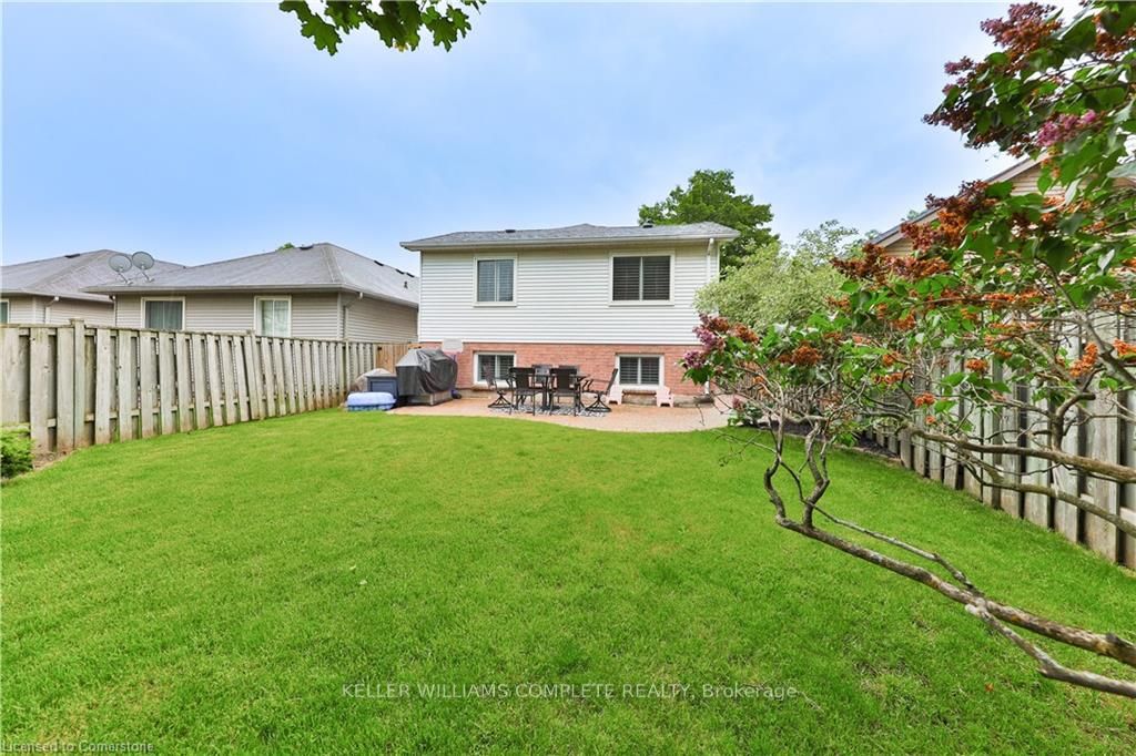 799 Miriam Crescent Property Photo 19