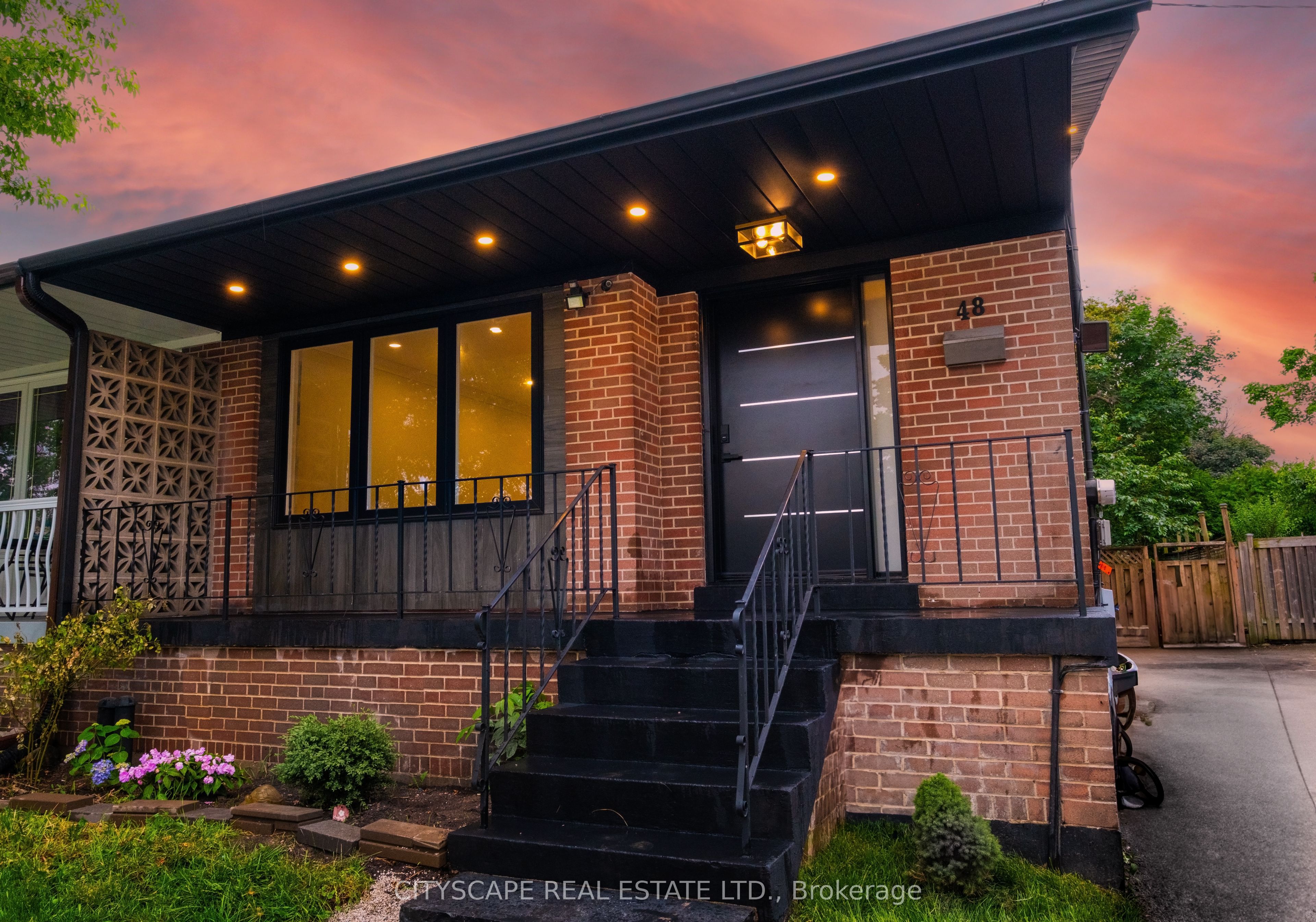48 Clayhall Crescent Property Photo 1