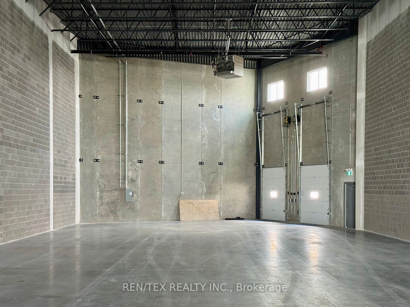 151 Steinway Boulevard B5 Property Photo 12