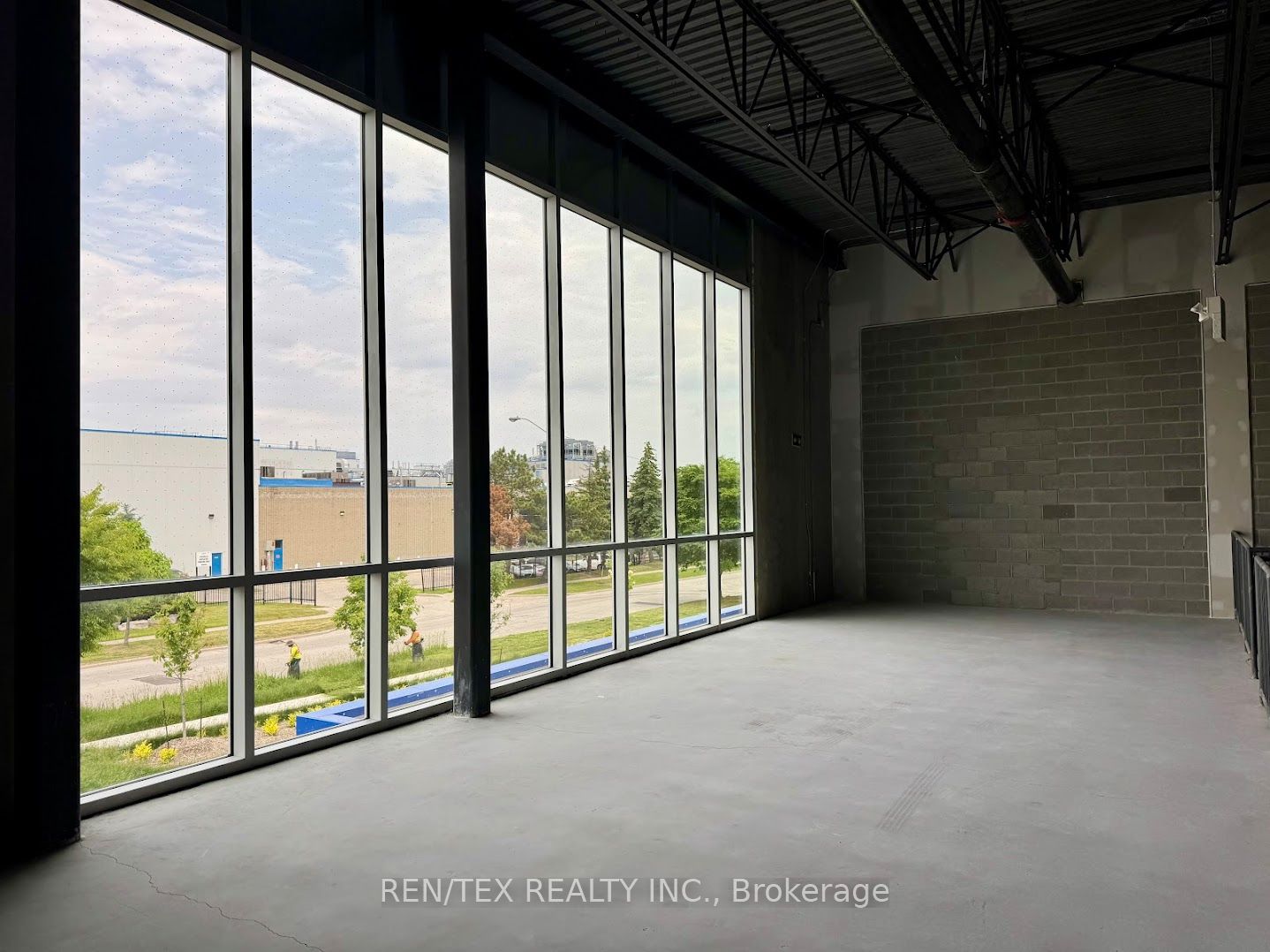 151 Steinway Boulevard B5 Property Photo 18