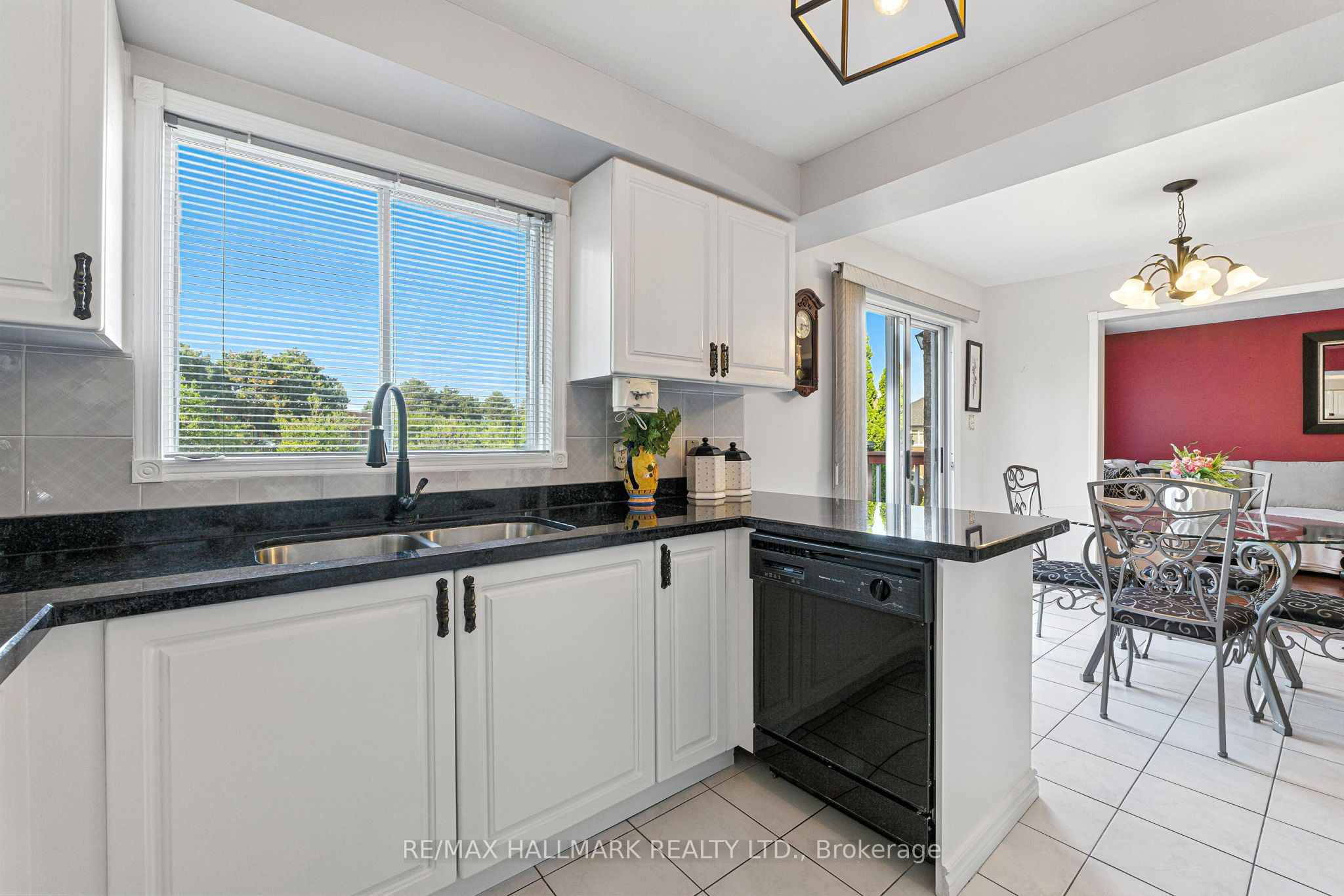 5604 Whistler Crescent Property Photo 17