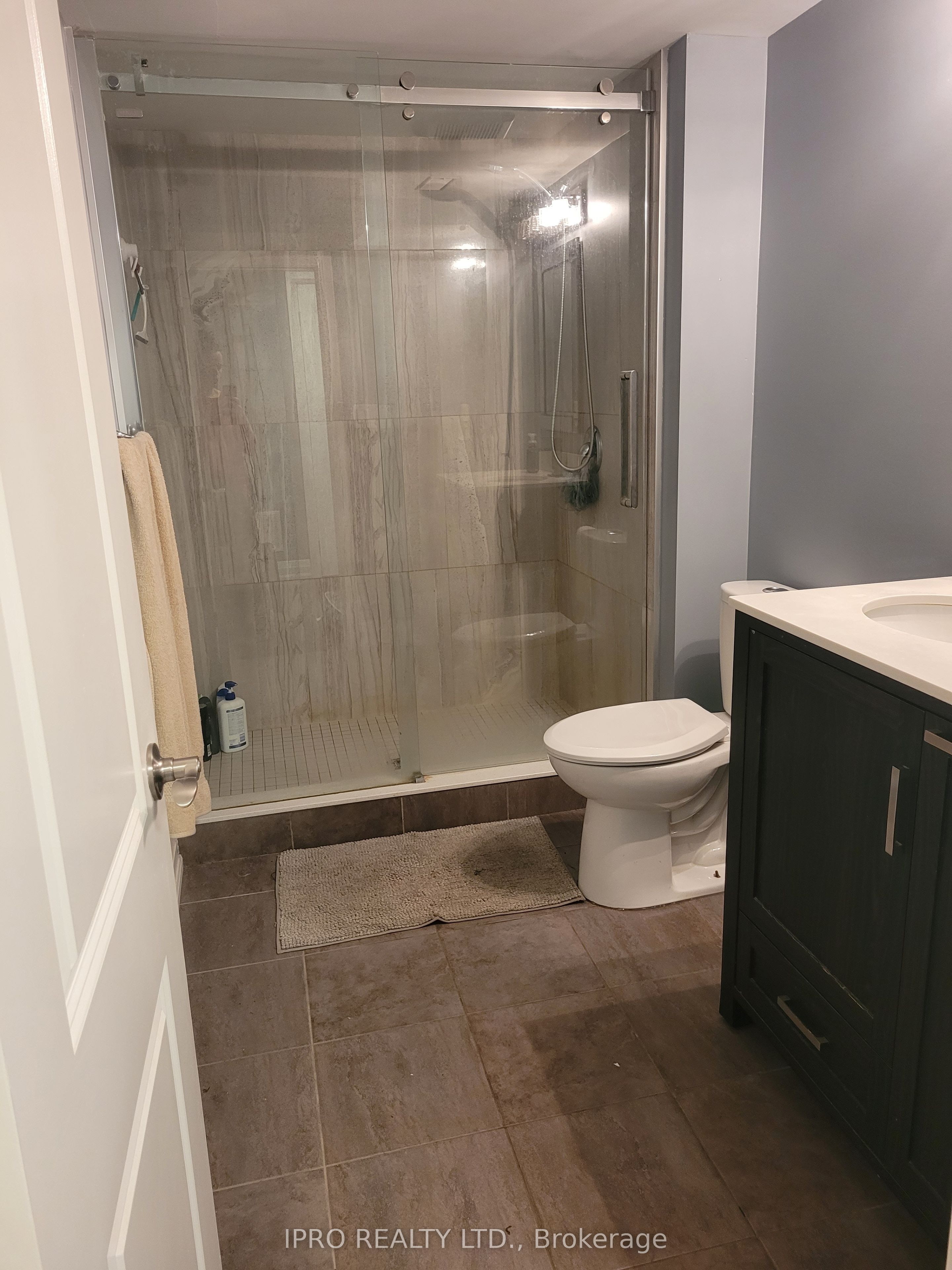 296 Third Line Bsmt Property Photo 6