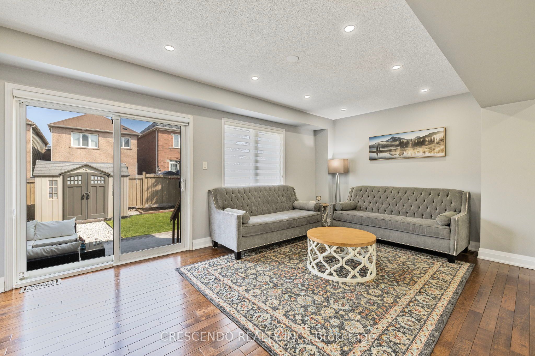42 Napoleon Crescent Property Photo 13