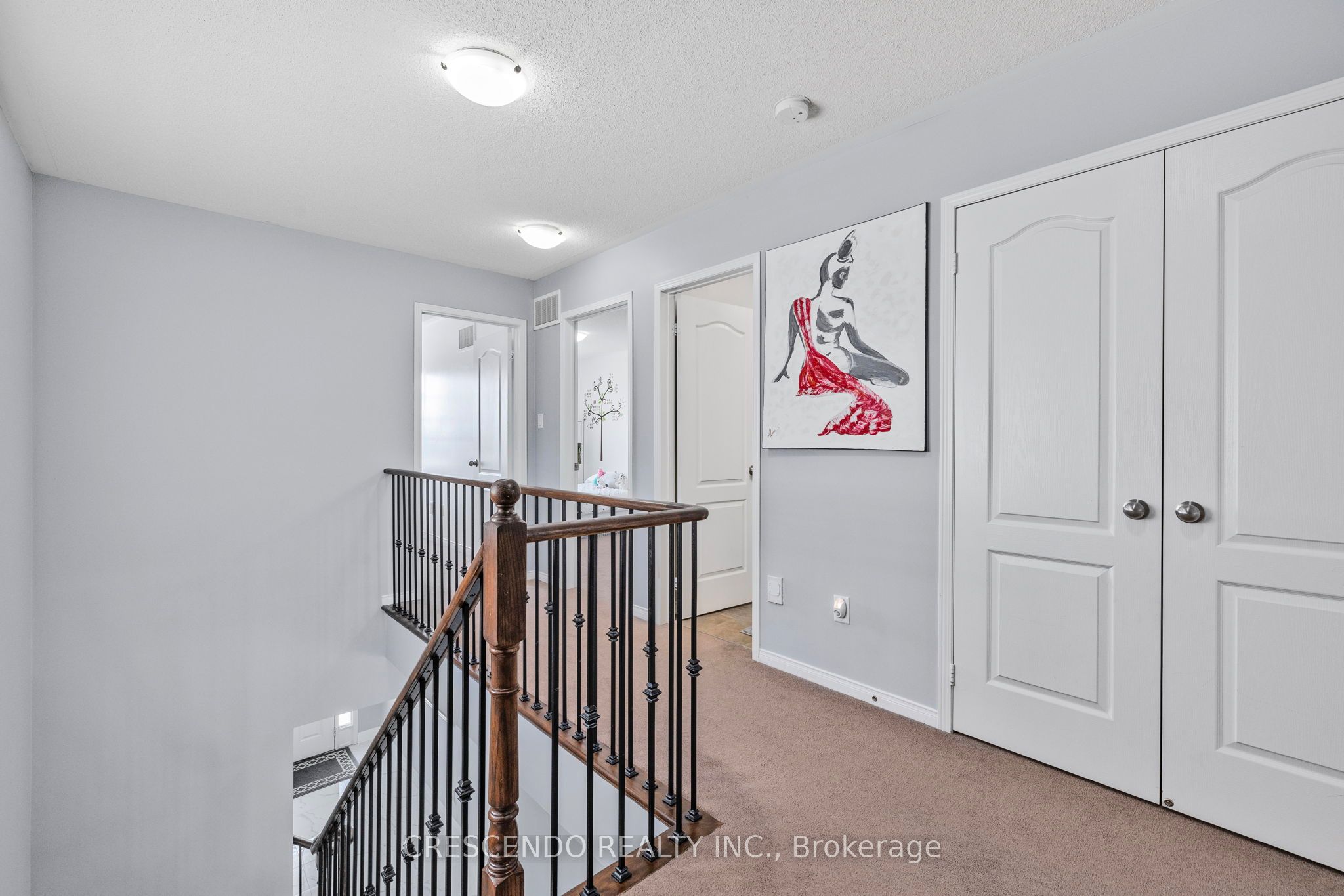 42 Napoleon Crescent Property Photo 17