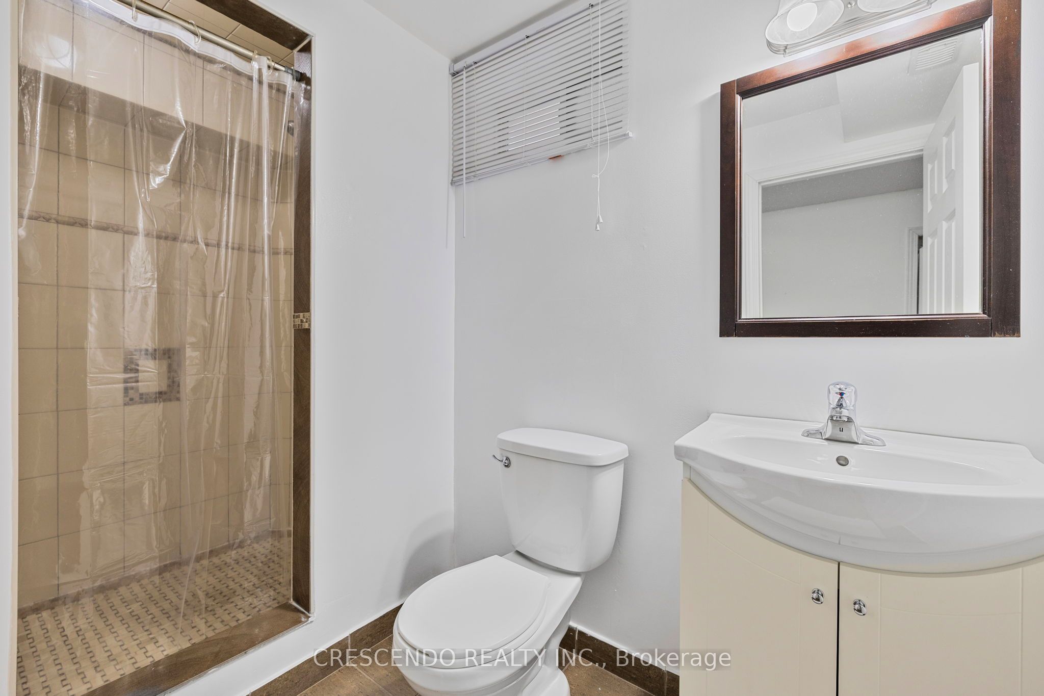 42 Napoleon Crescent Property Photo 31