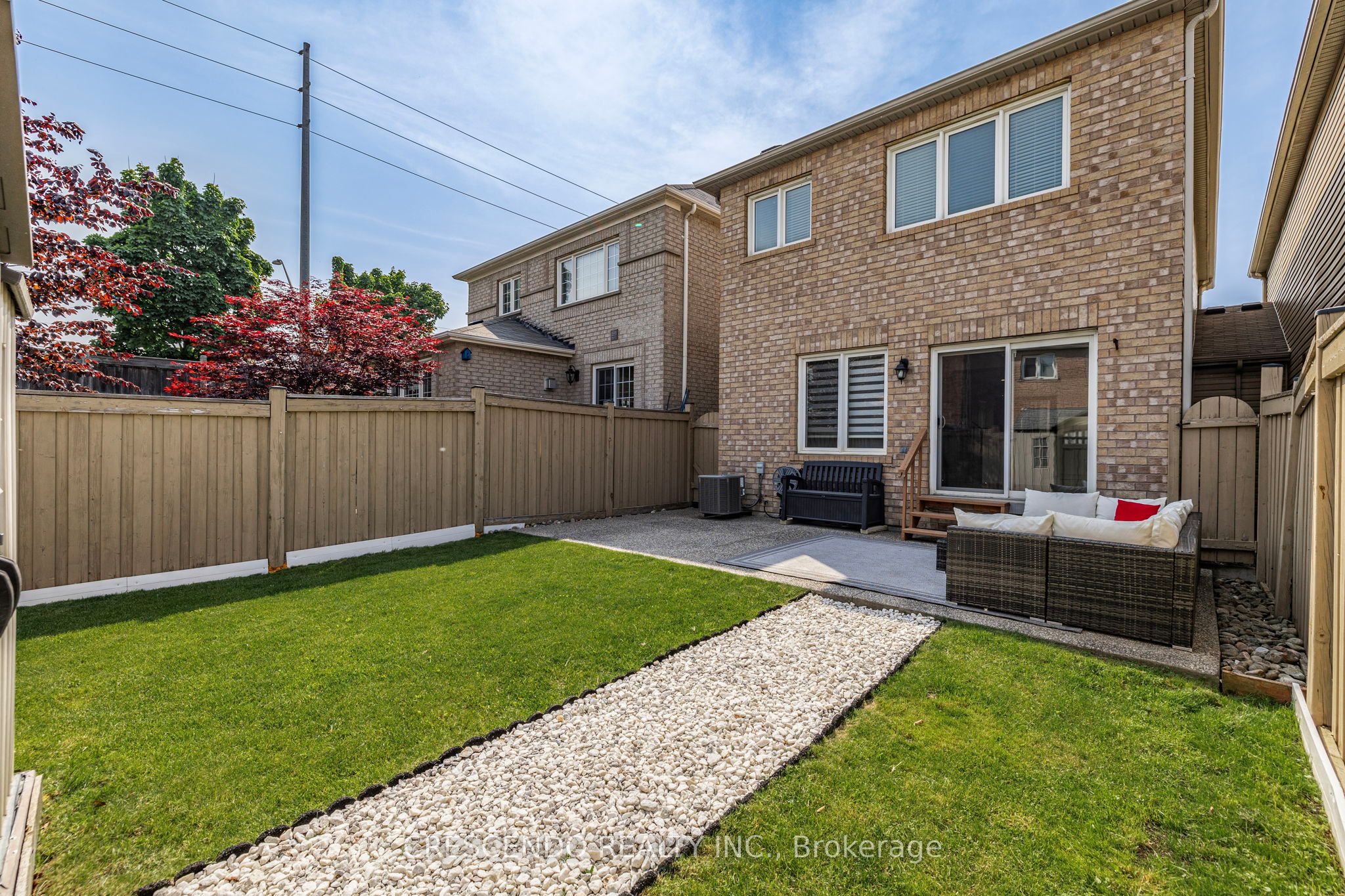 42 Napoleon Crescent Property Photo 34