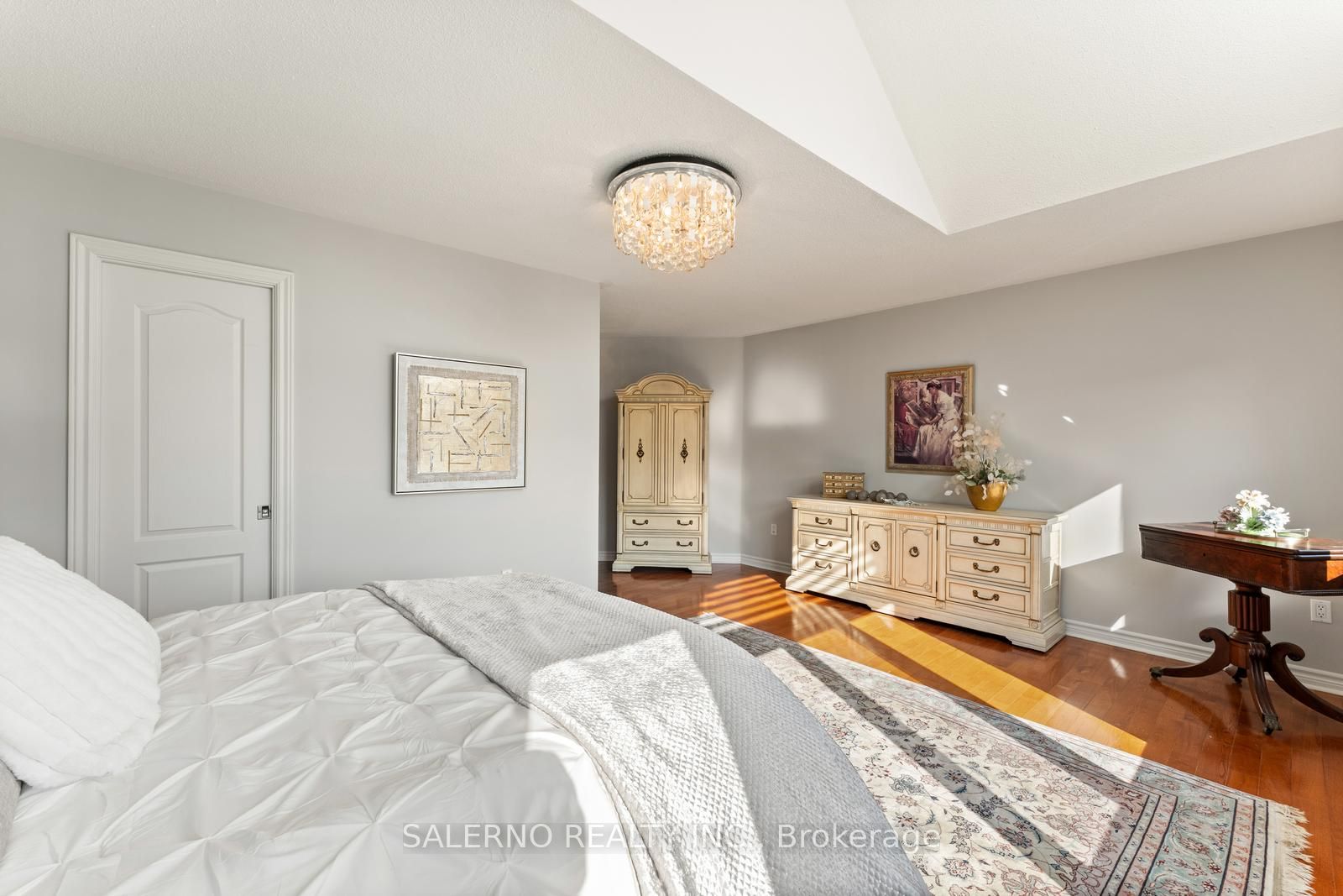 5235 Forestwalk Circle Property Photo 32