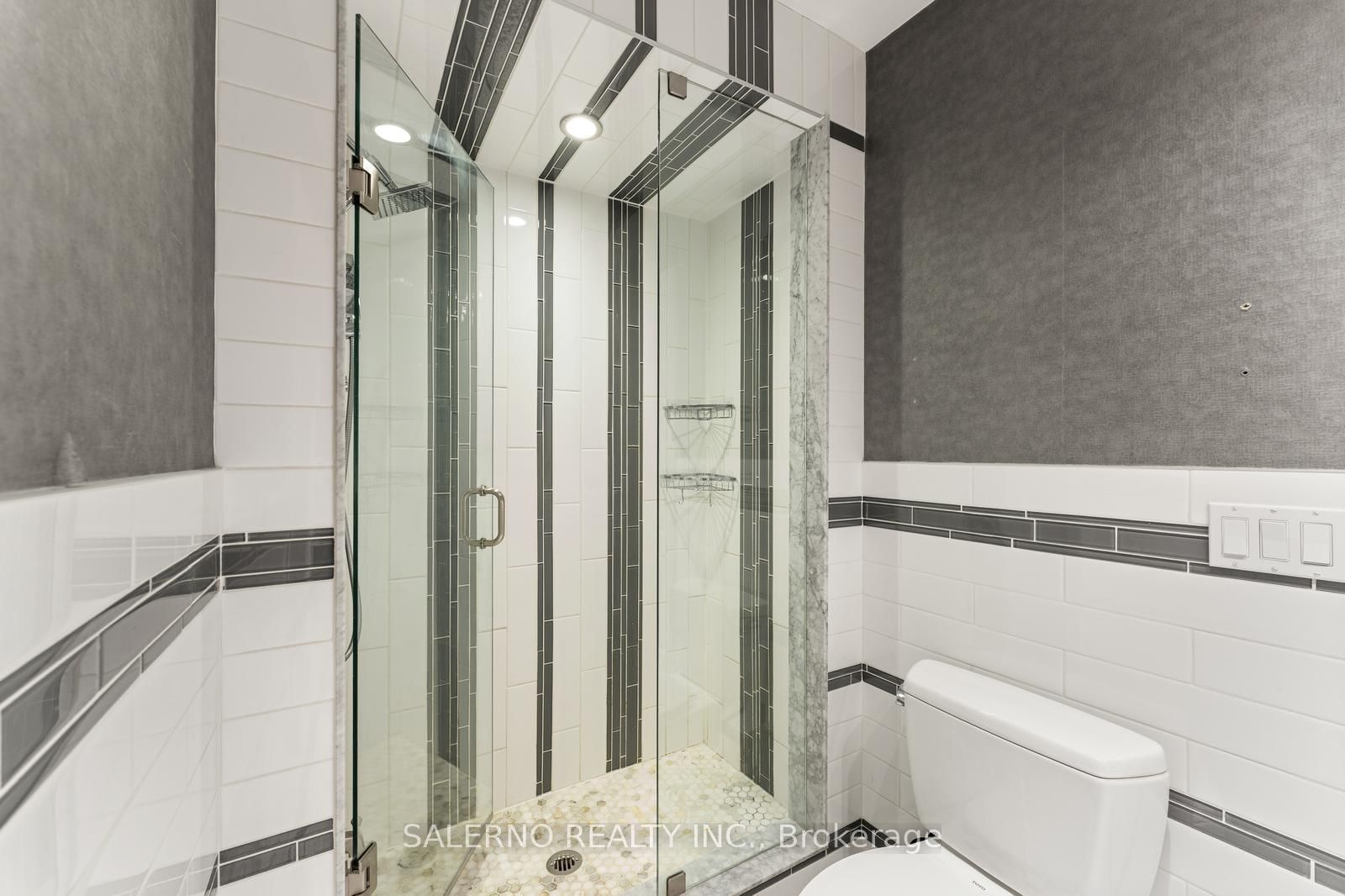 5235 Forestwalk Circle Property Photo 34