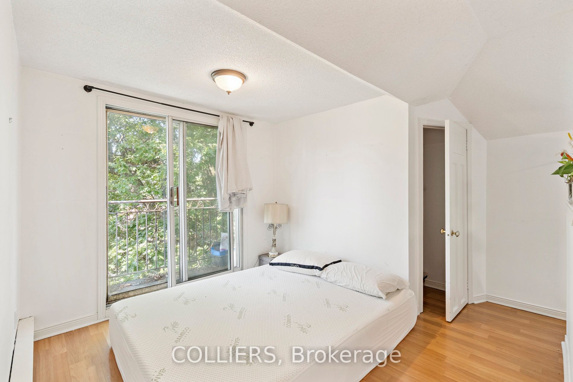 187 High Park Avenue Property Photo 15