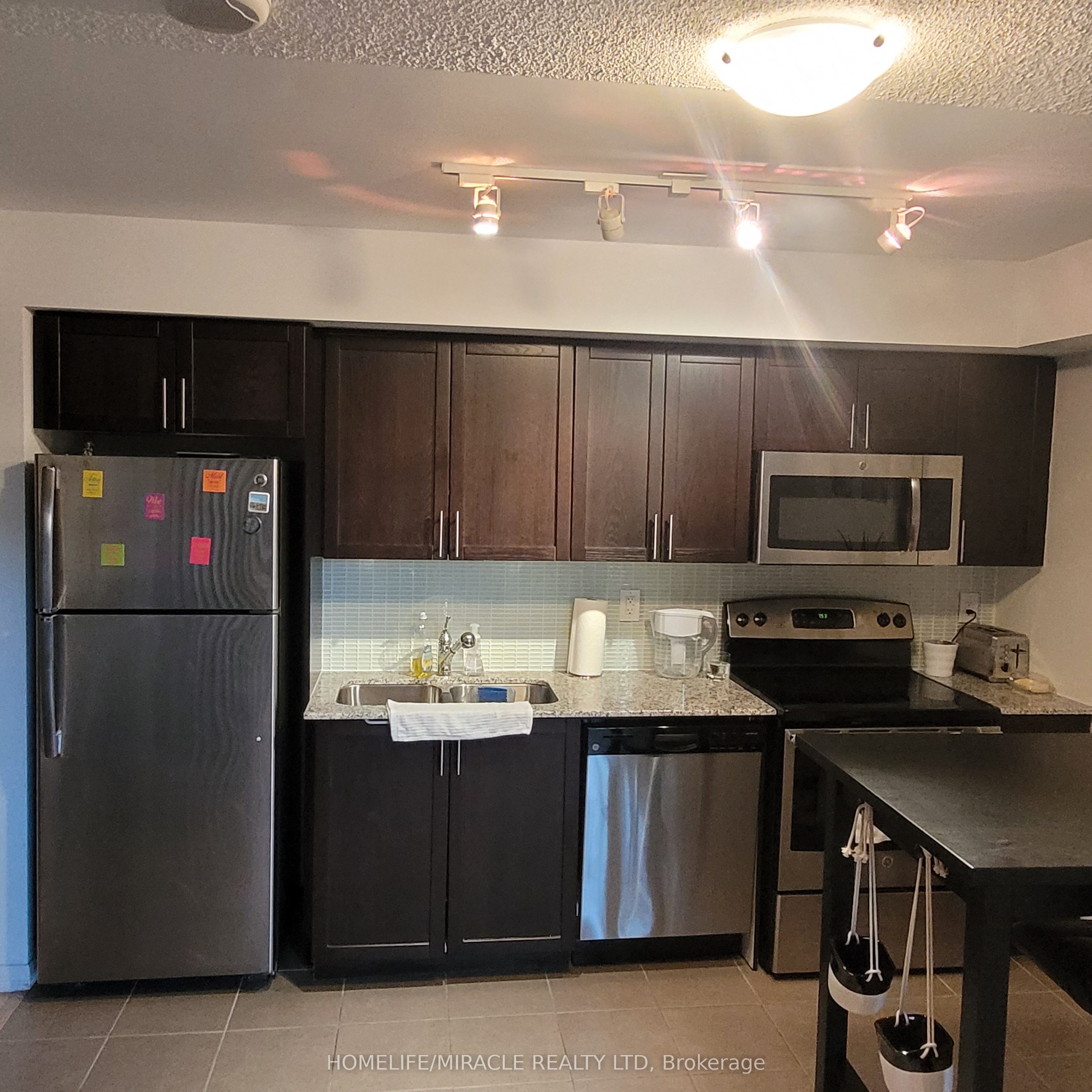 830 Lawrence Avenue W 529 Property Photo 1