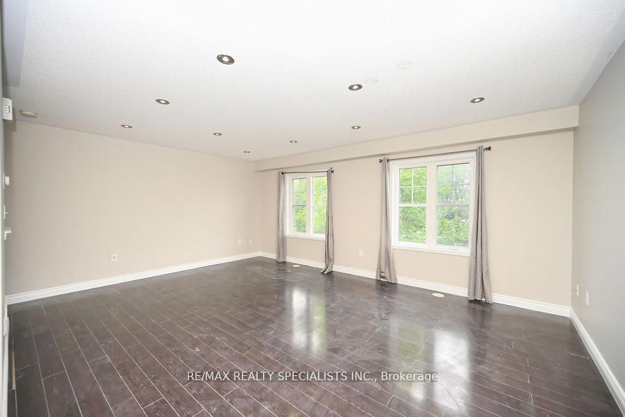 7 Portsdown Road Property Photo 12