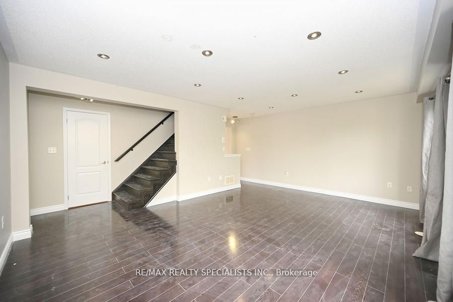 7 Portsdown Road Property Photo 14