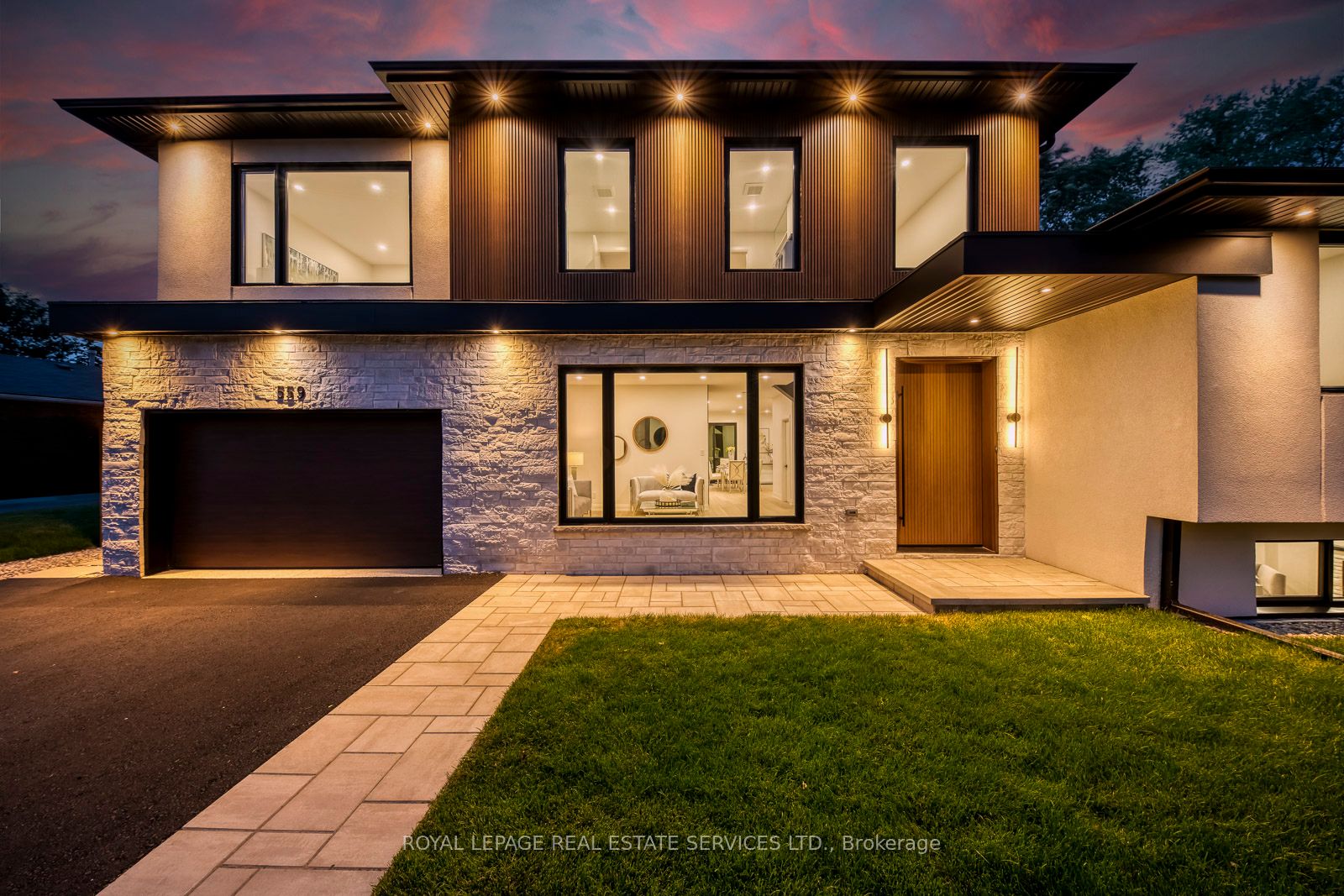 559 Walkers Line Property Photo 1