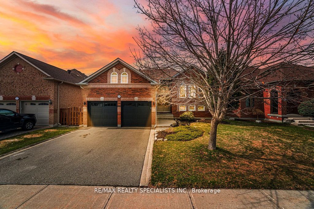 14 Kirkwood Crescent Property Photo 1