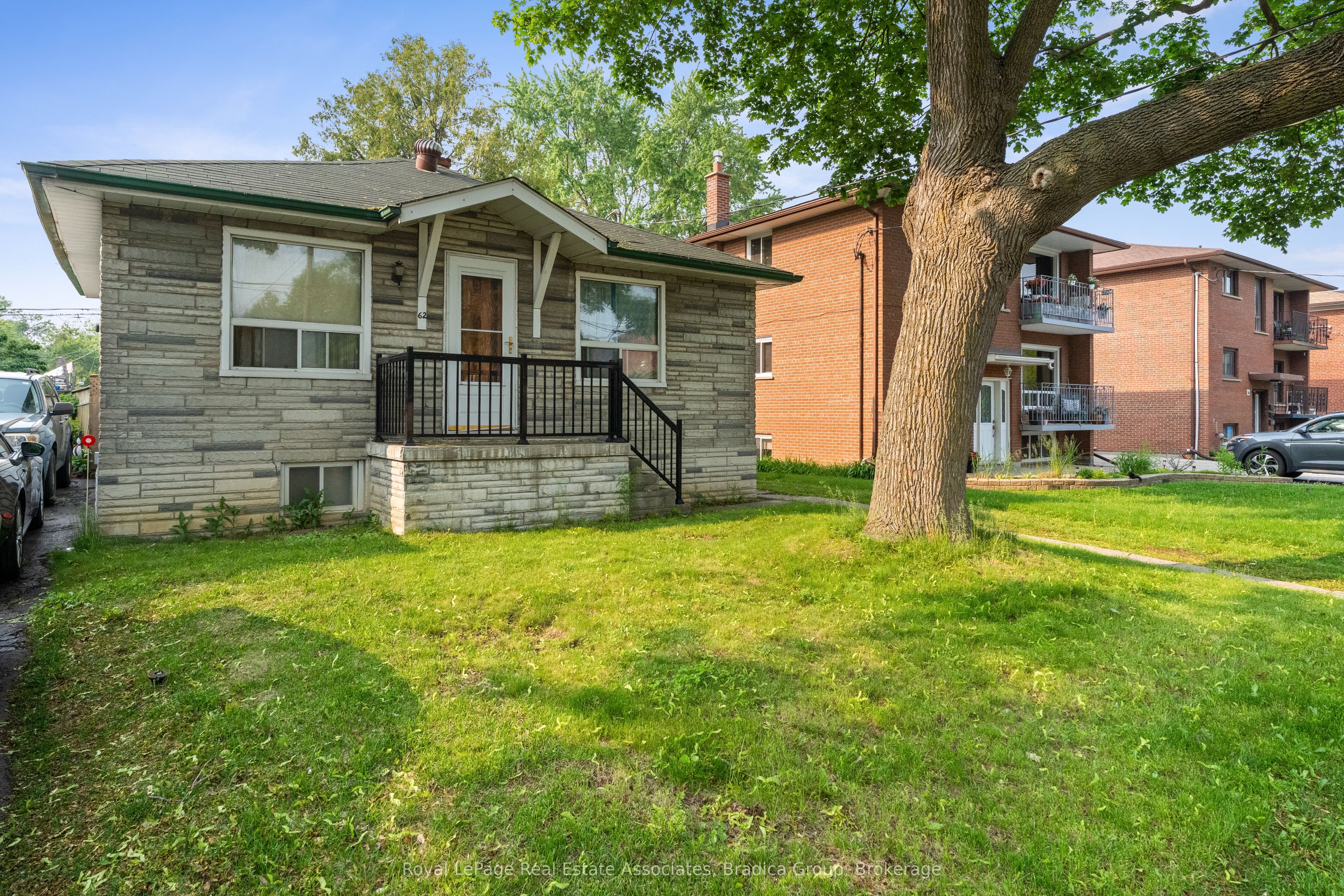 62 Elder Avenue Property Photo 3
