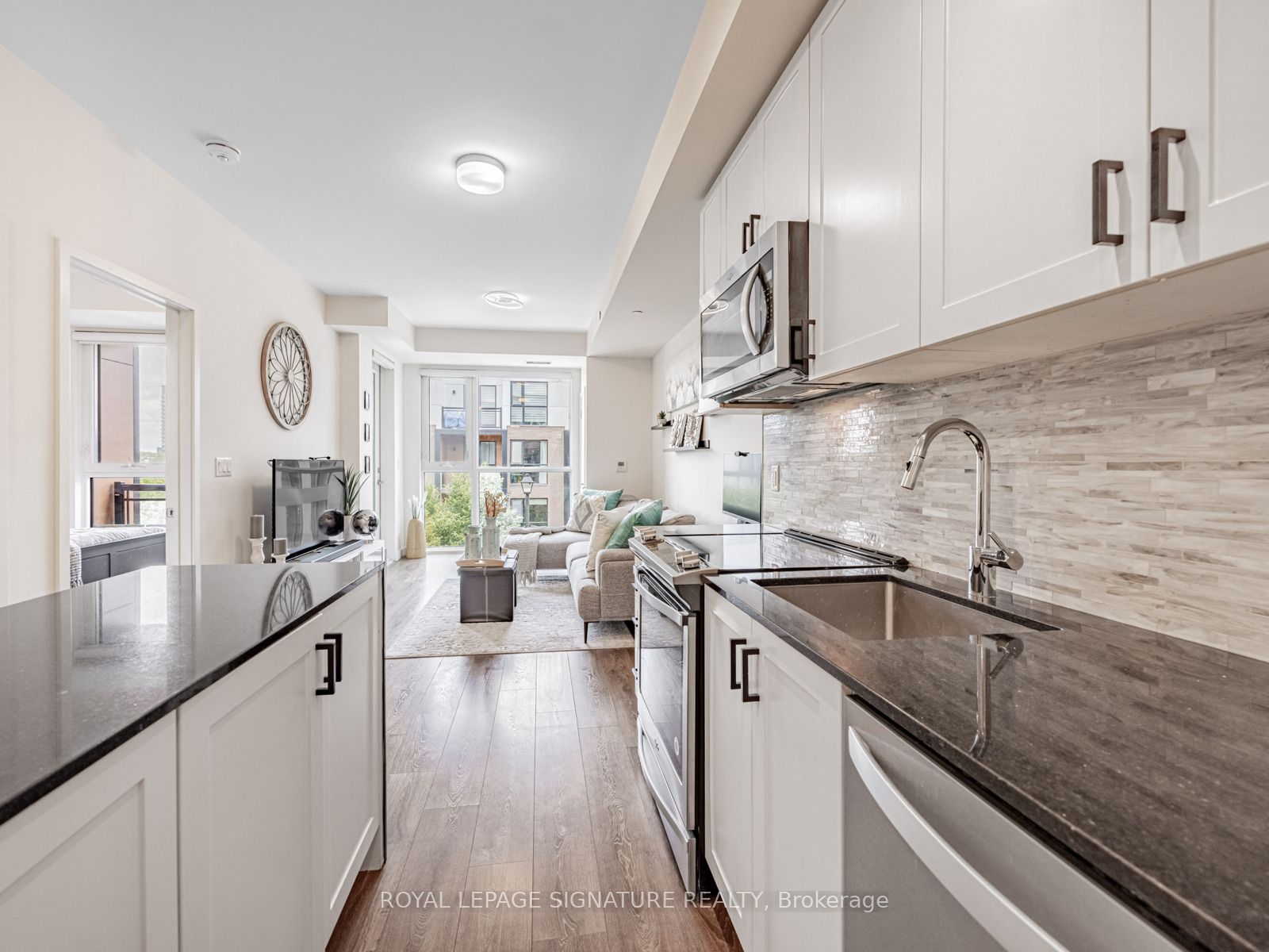 #308 - 210 Sabina Drive Property Photo 6