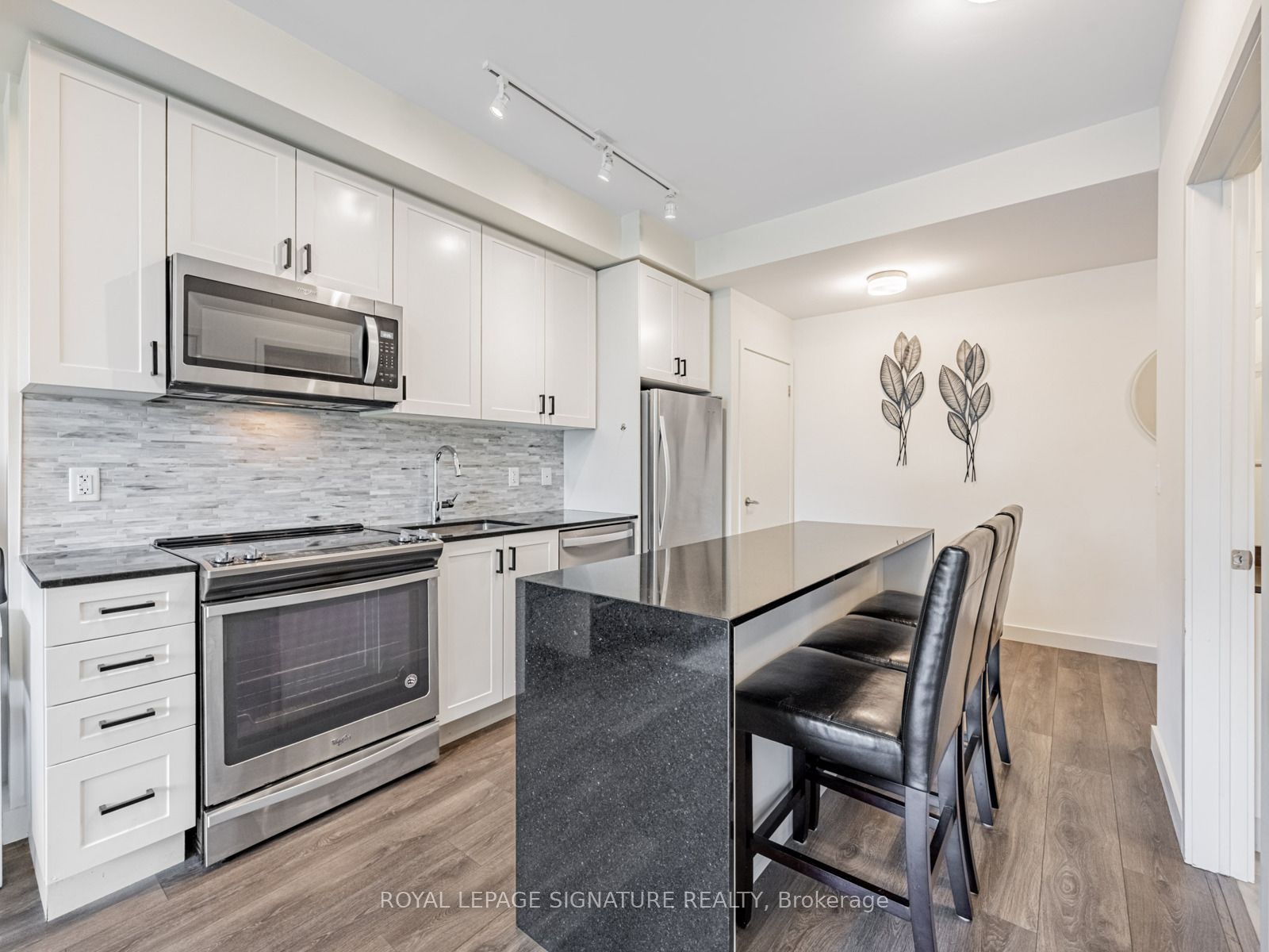 #308 - 210 Sabina Drive Property Photo 13