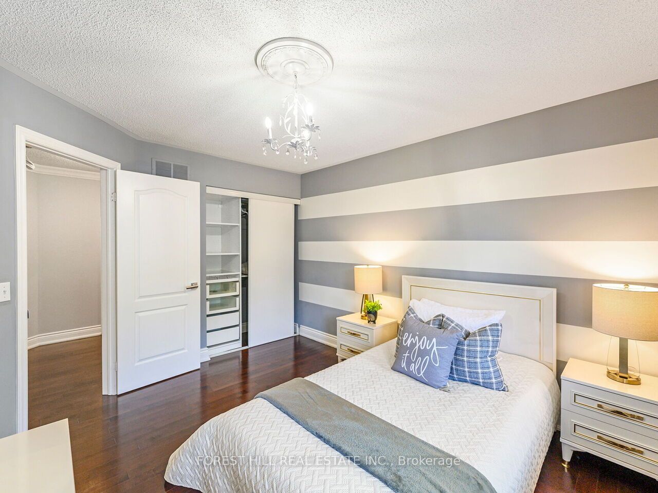 1575 Samuelson Circle Property Photo 16