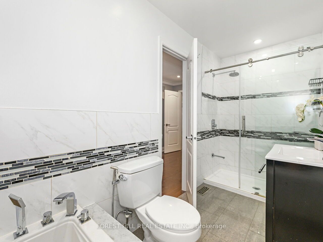 1575 Samuelson Circle Property Photo 23