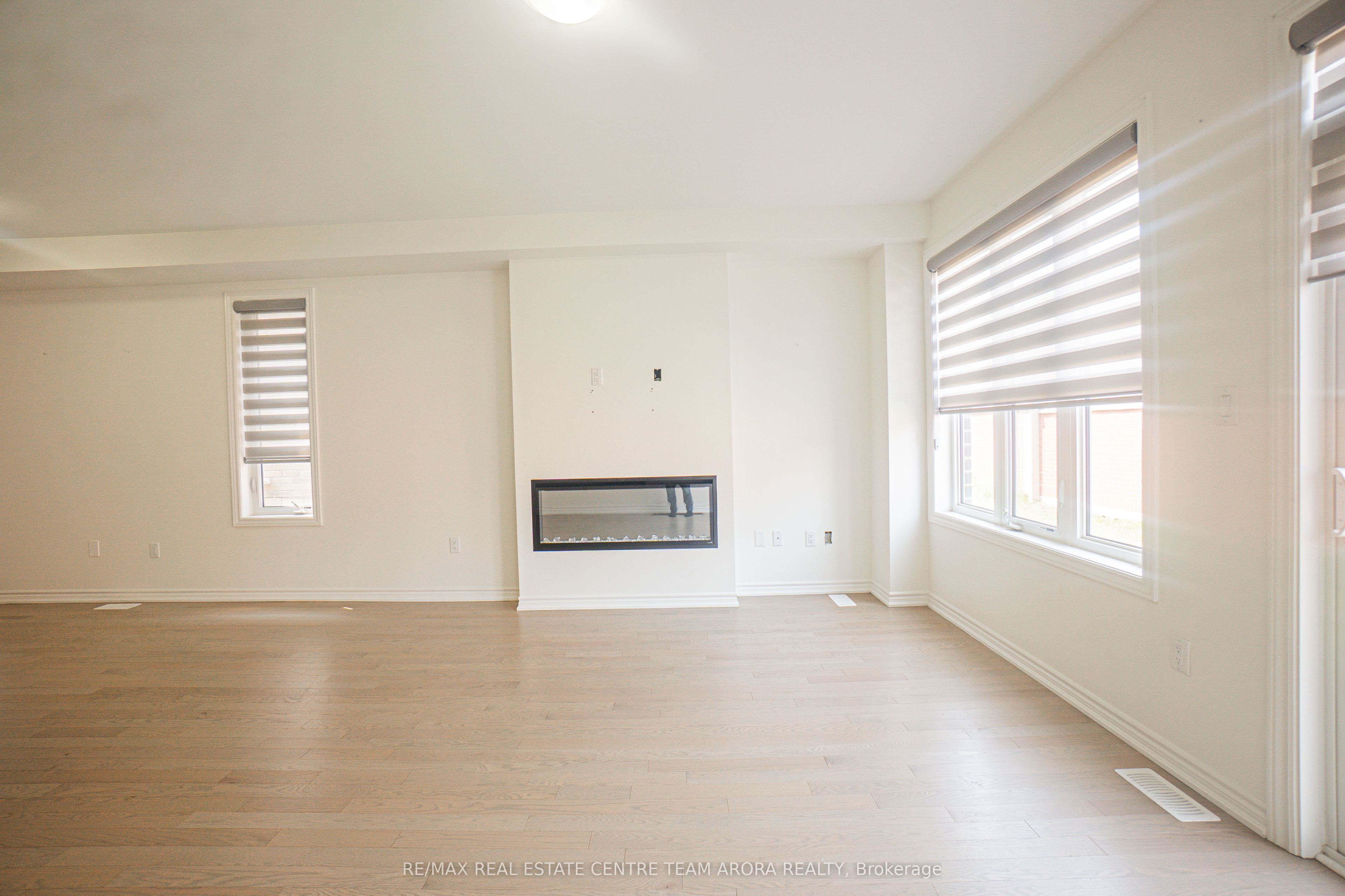 18 Donald Ficht Crescent Property Photo 7