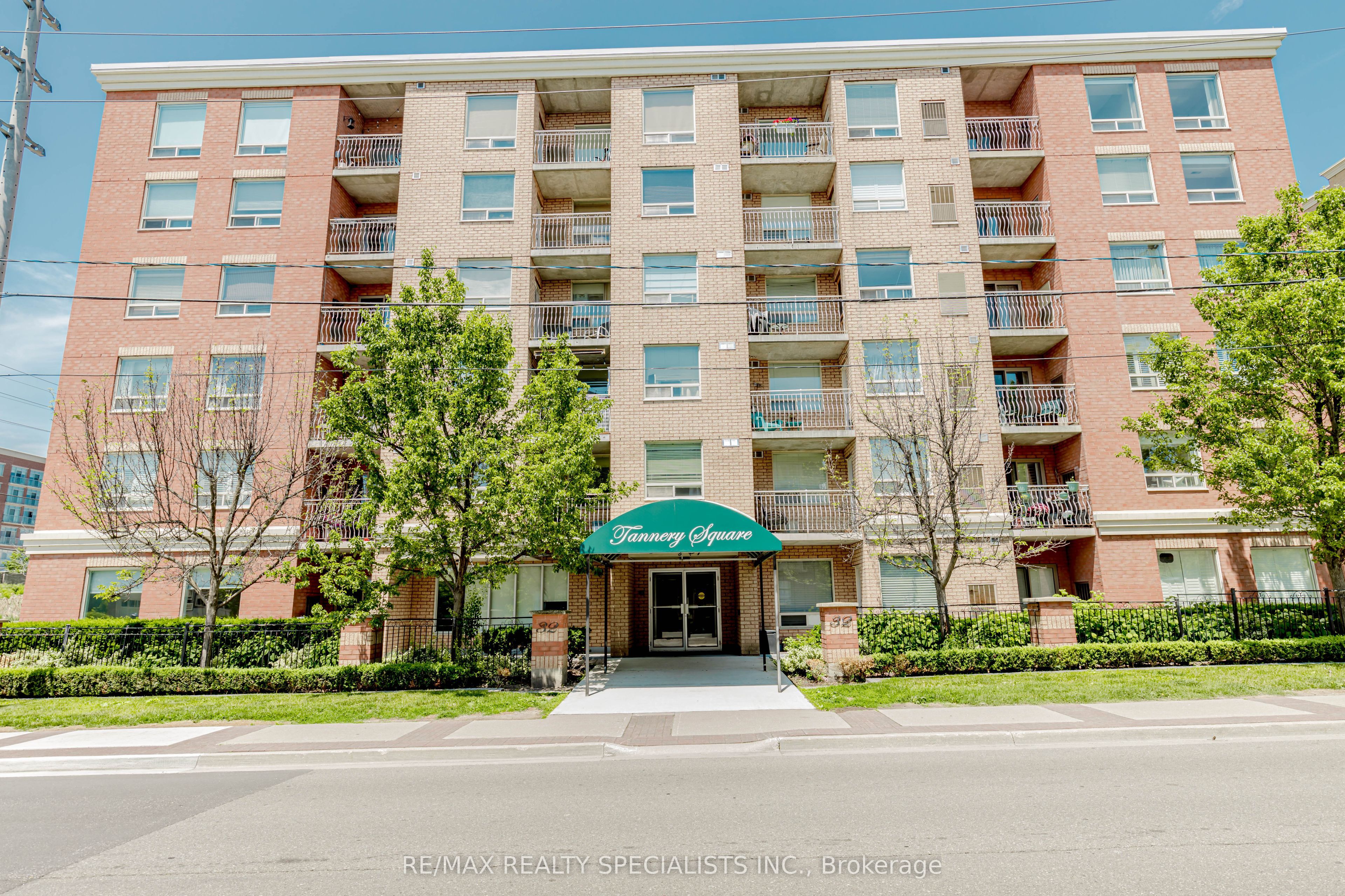 32 Tannery Street 401 Property Photo 2