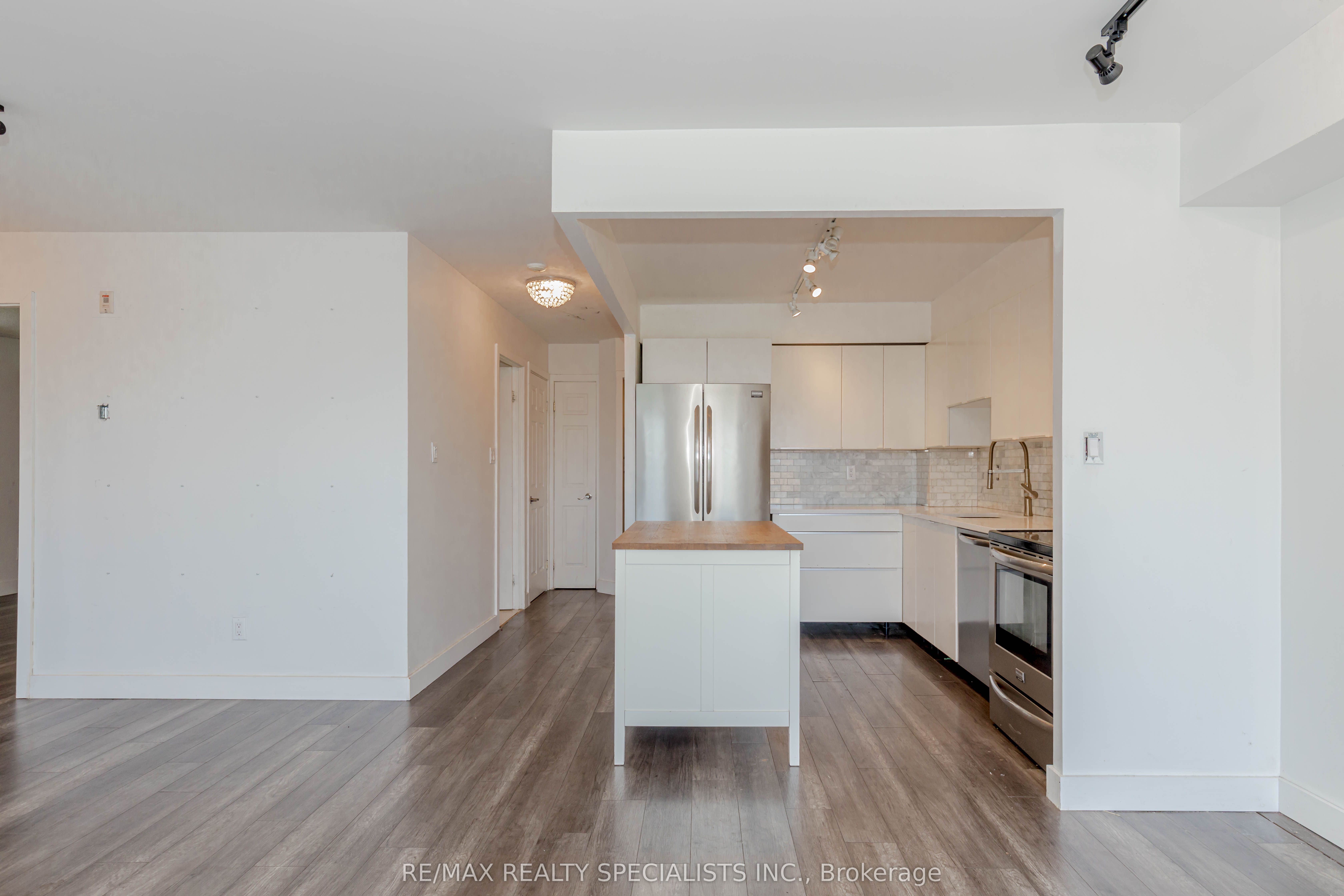 32 Tannery Street 401 Property Photo 13